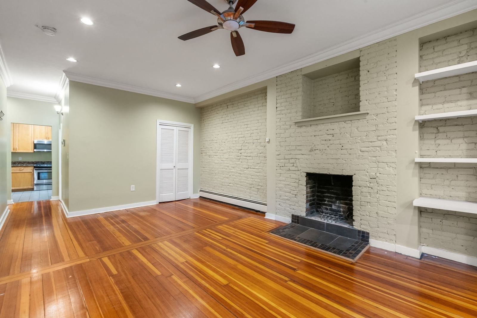 15 Blackwood St #2 Boston — Photo 6 of 12