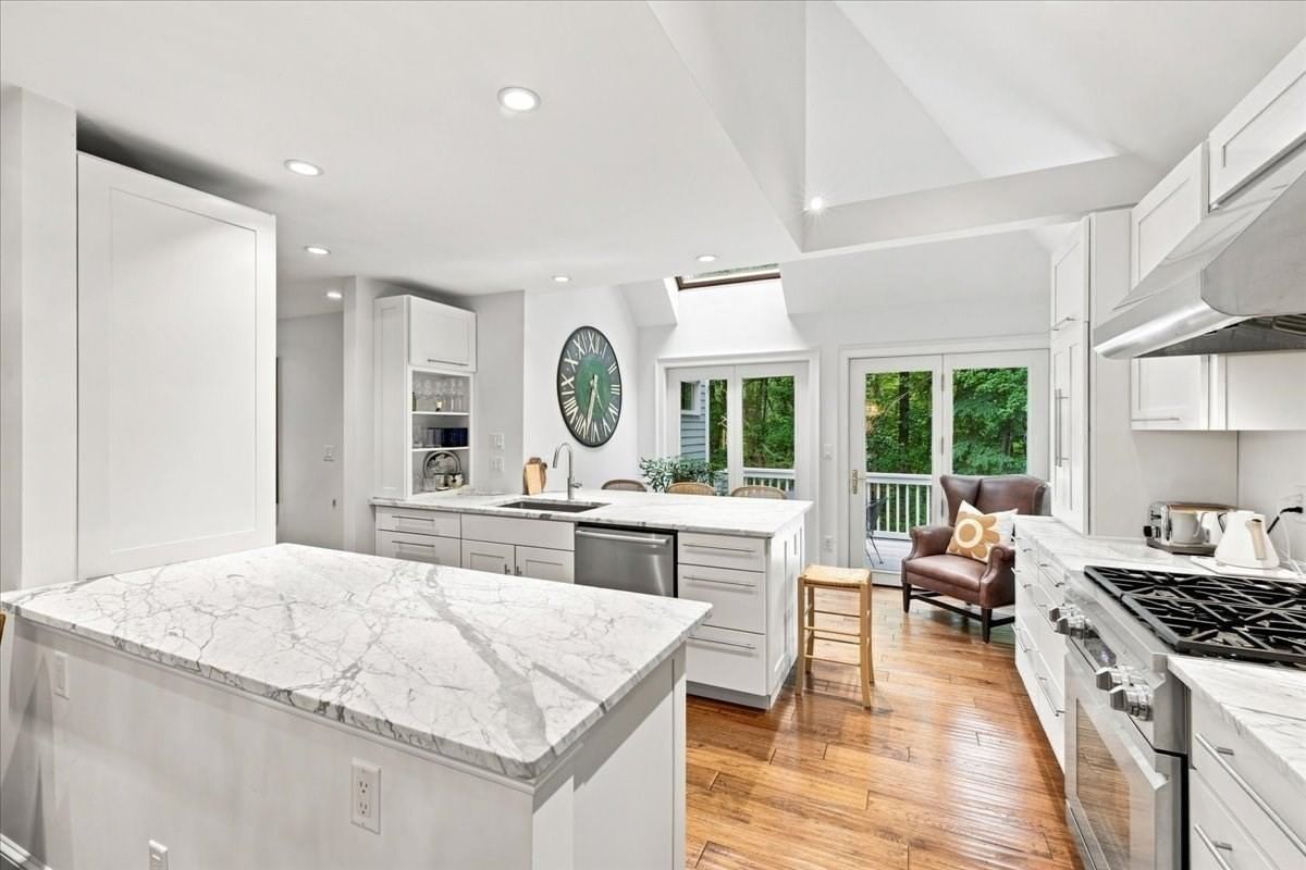 100 Pond St #34 Cohasset — Photo 12 of 37