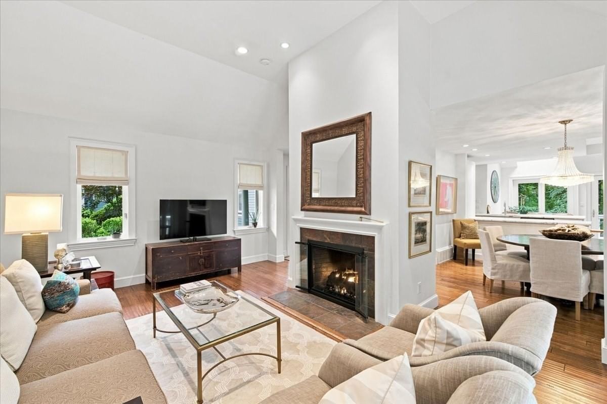 100 Pond St #34 Cohasset — Photo 6 of 37