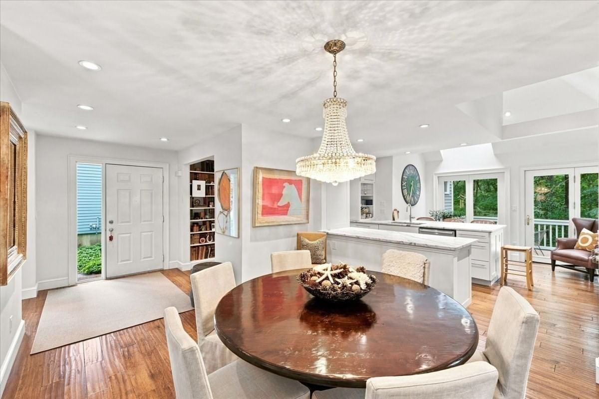100 Pond St #34 Cohasset — Photo 7 of 37