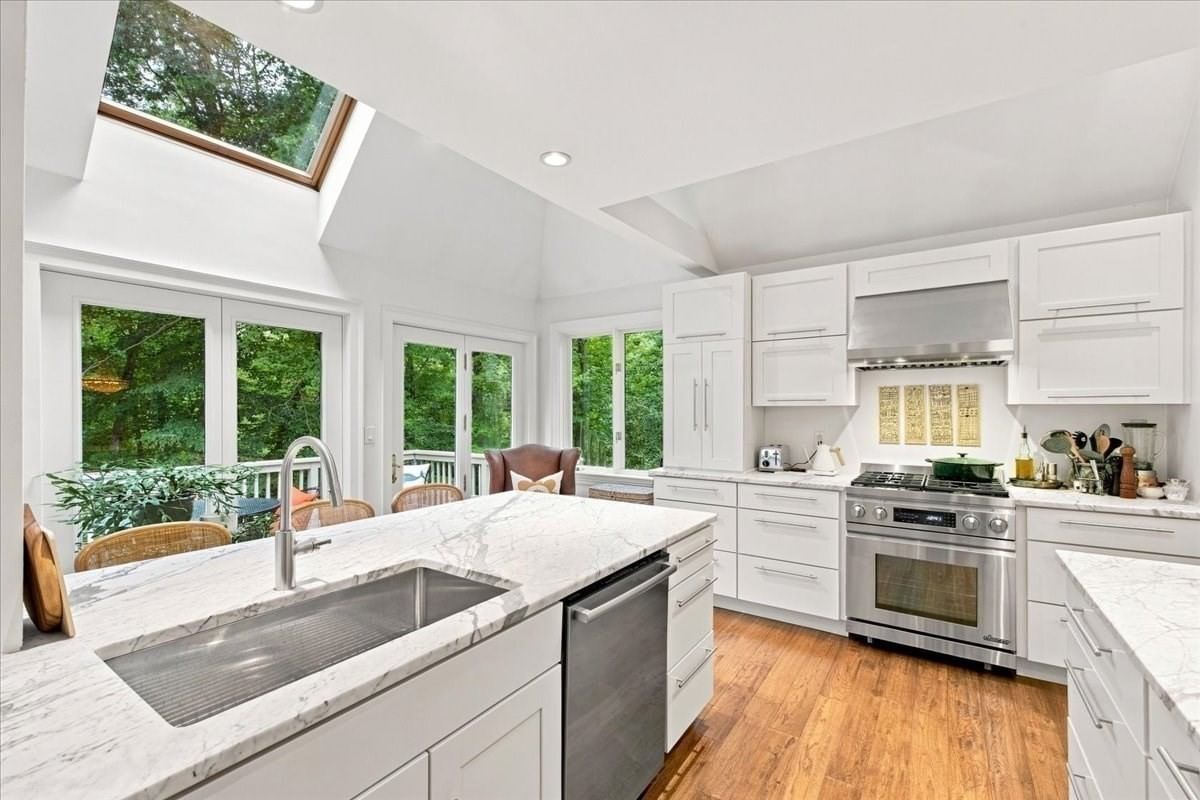 100 Pond St #34 Cohasset — Photo 9 of 37