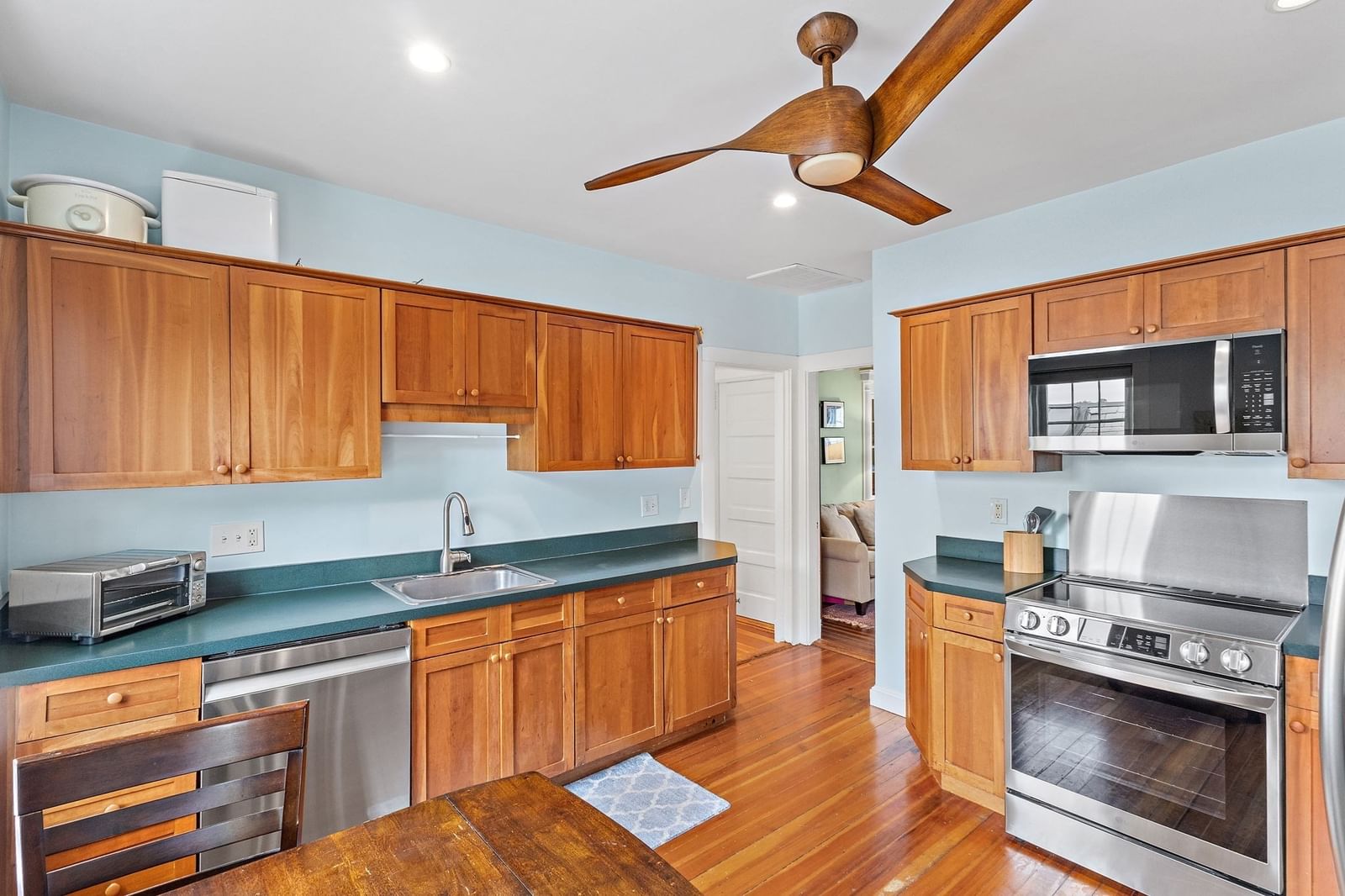 37 Granville Road #3 Cambridge — Photo 11 of 25