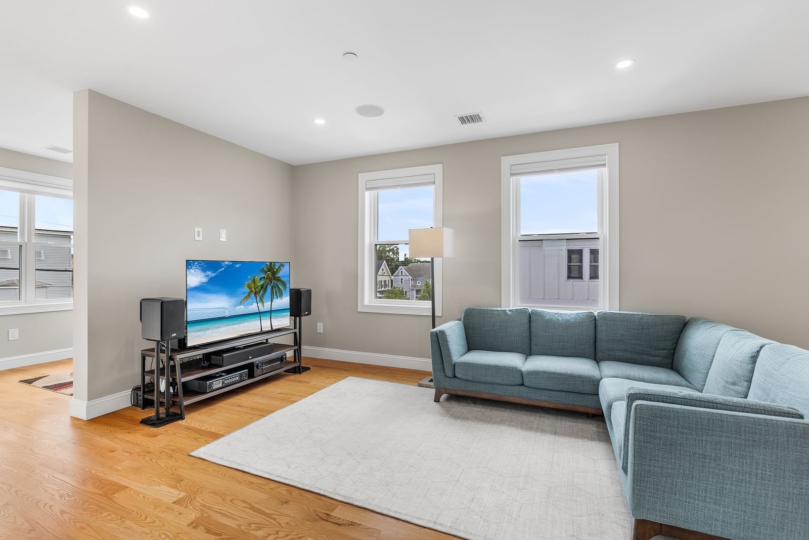 170 Bradford St #3 Everett — Photo 10 of 33