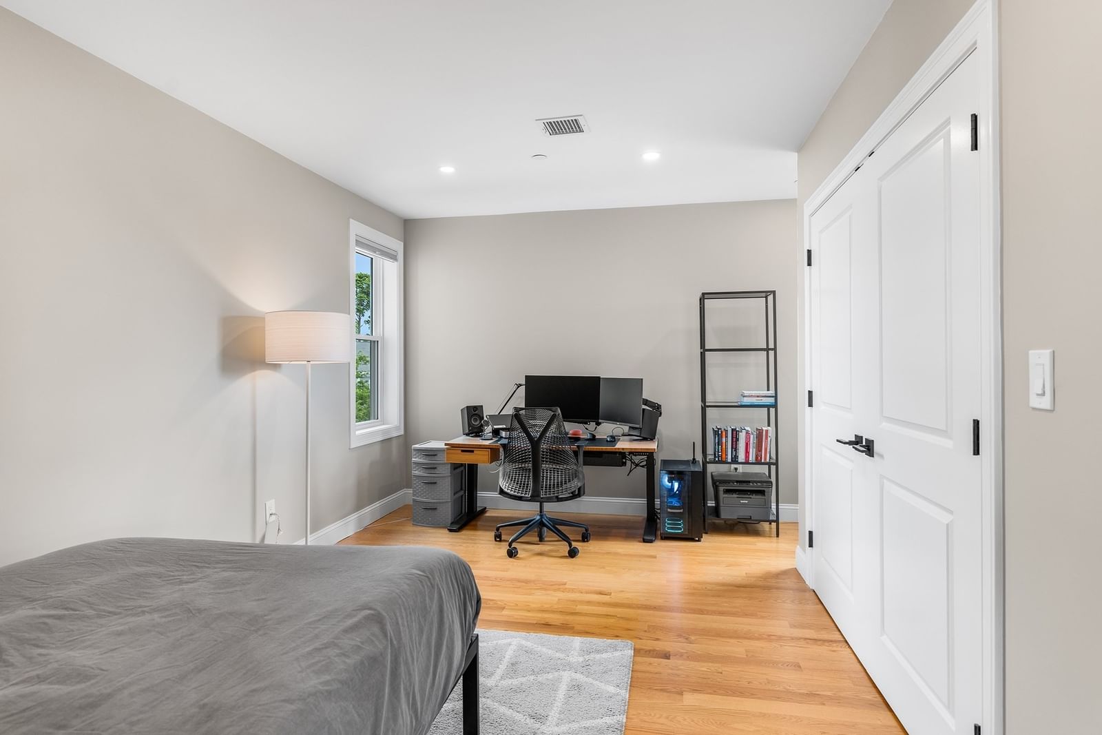 170 Bradford St #3 Everett — Photo 17 of 33