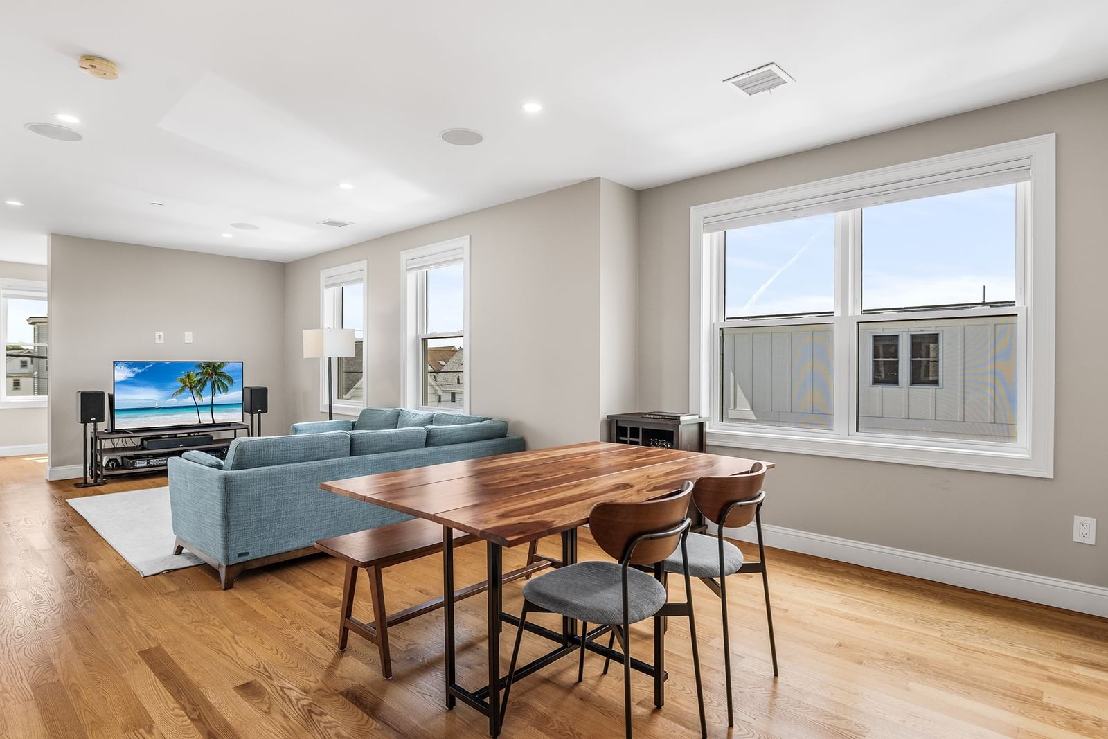 170 Bradford St #3 Everett — Photo 8 of 33