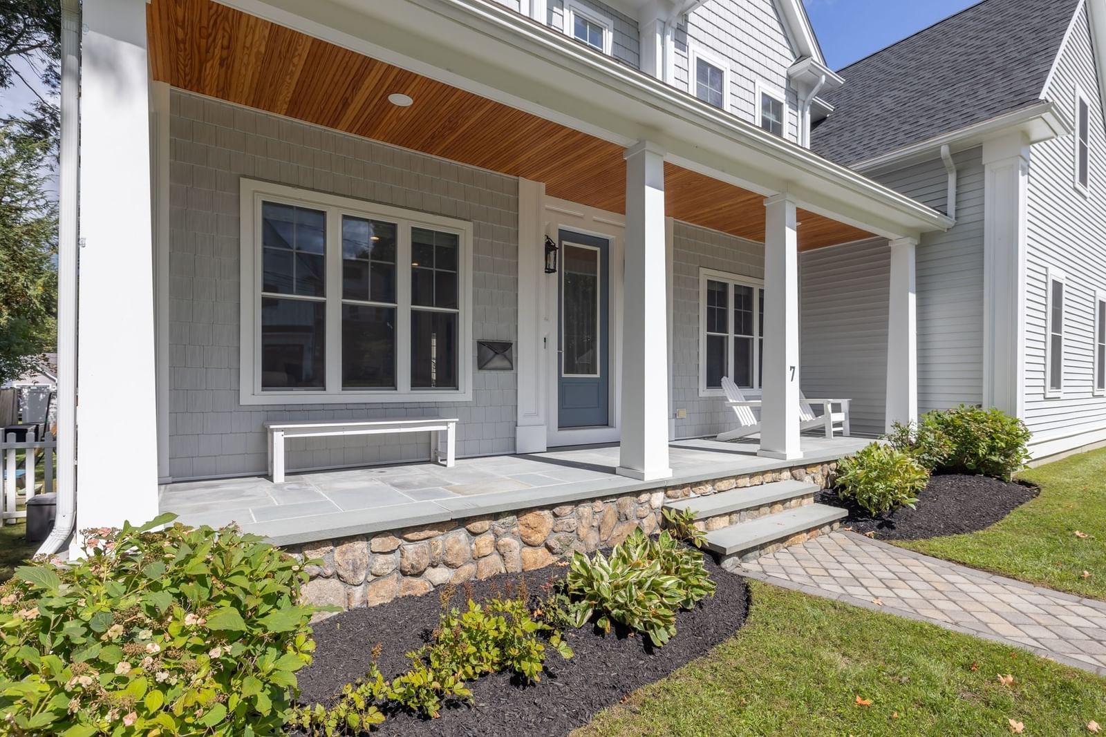 7 Hudson St Natick — Photo 2 of 37