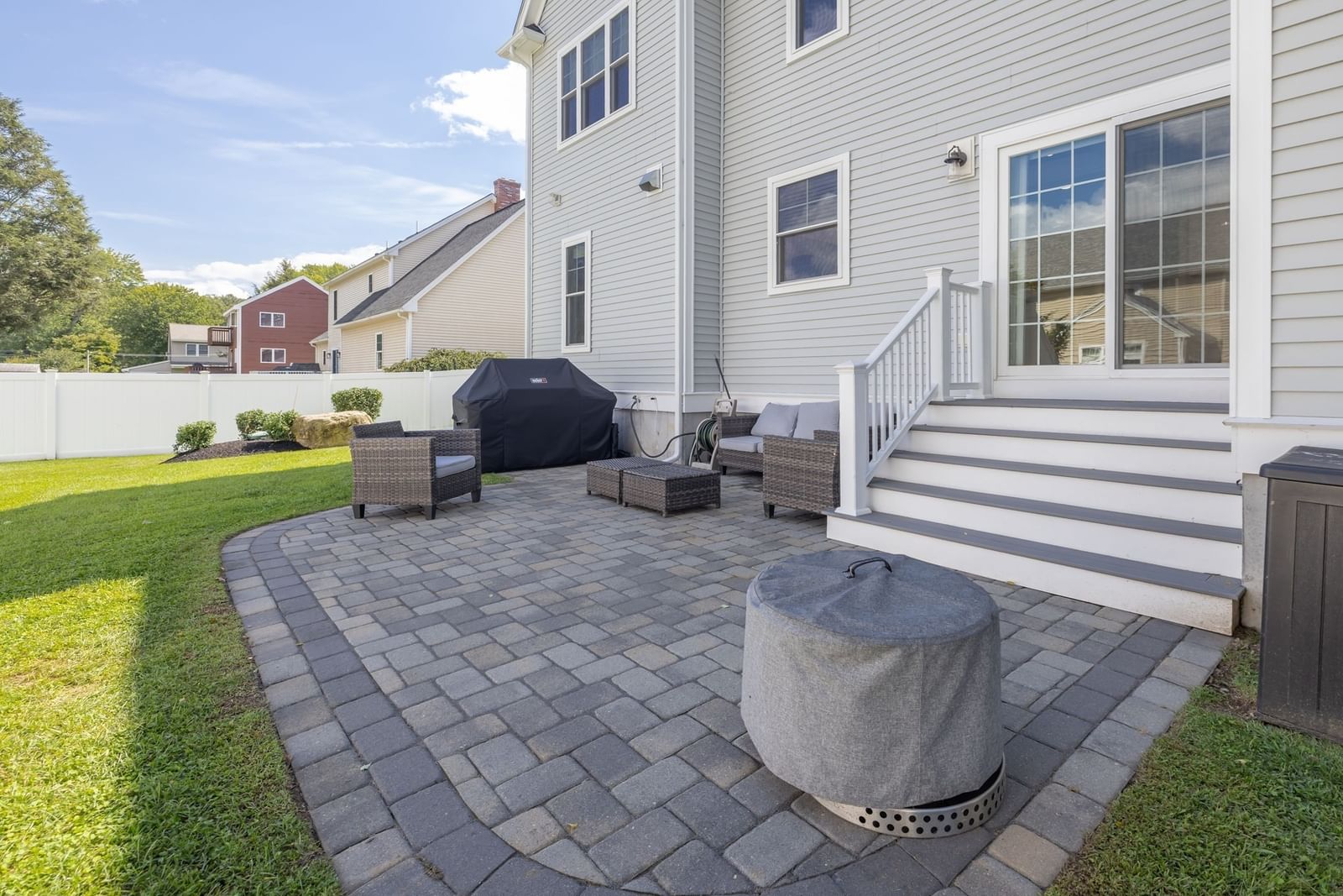 7 Hudson St Natick — Photo 33 of 37
