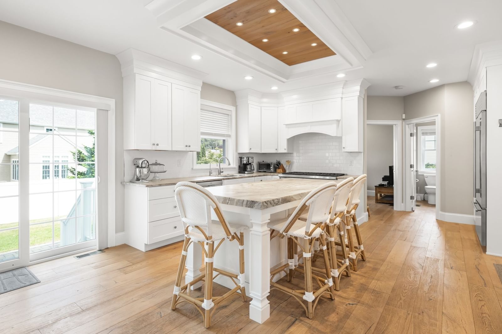 7 Hudson St Natick — Photo 4 of 37