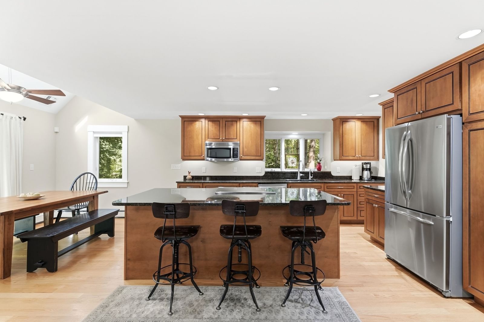 13 Bates Ln #13 Westford — Photo 4 of 33