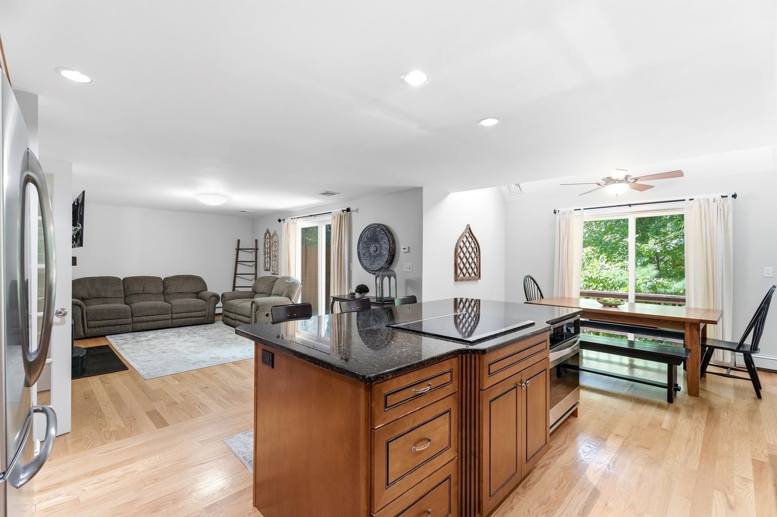 13 Bates Ln #13 Westford — Photo 7 of 33