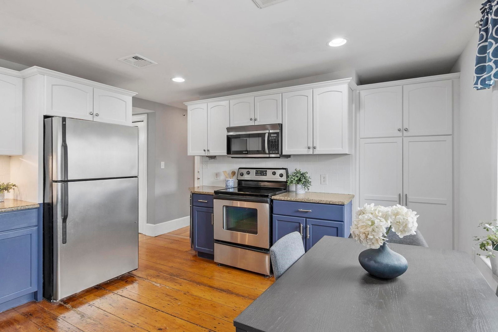 11 Cherry St #3 Danvers — Photo 7 of 26