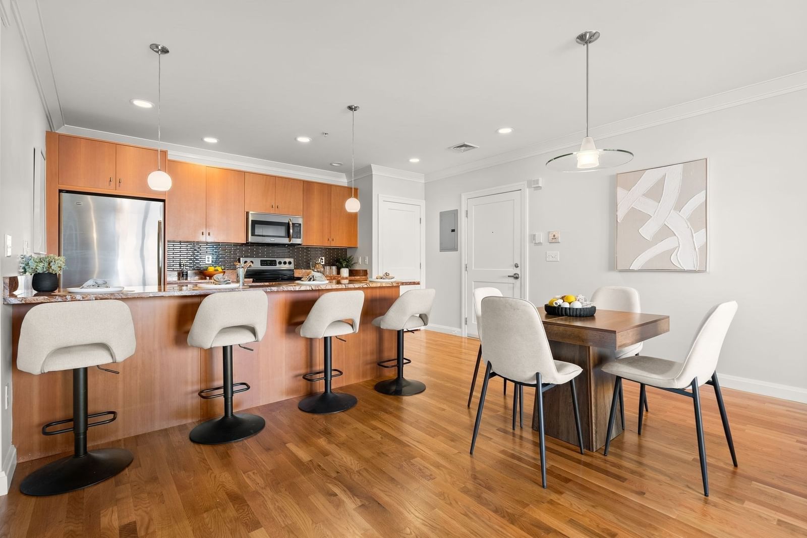 156 Green St #205 Boston — Photo 6 of 34