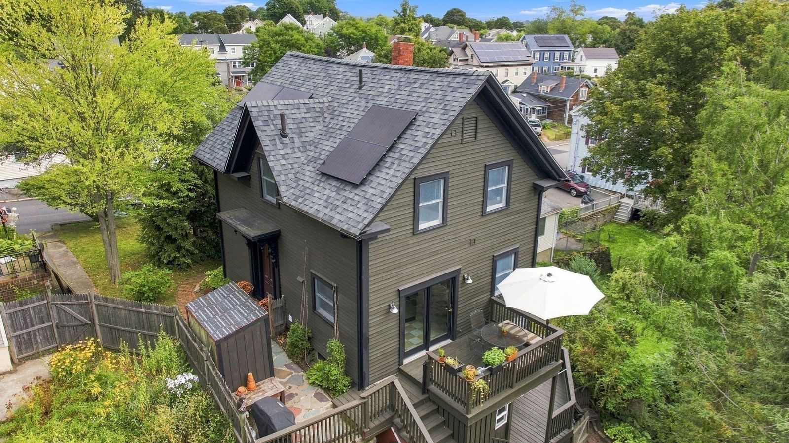 13 Phillips St Salem — Photo 2 of 41