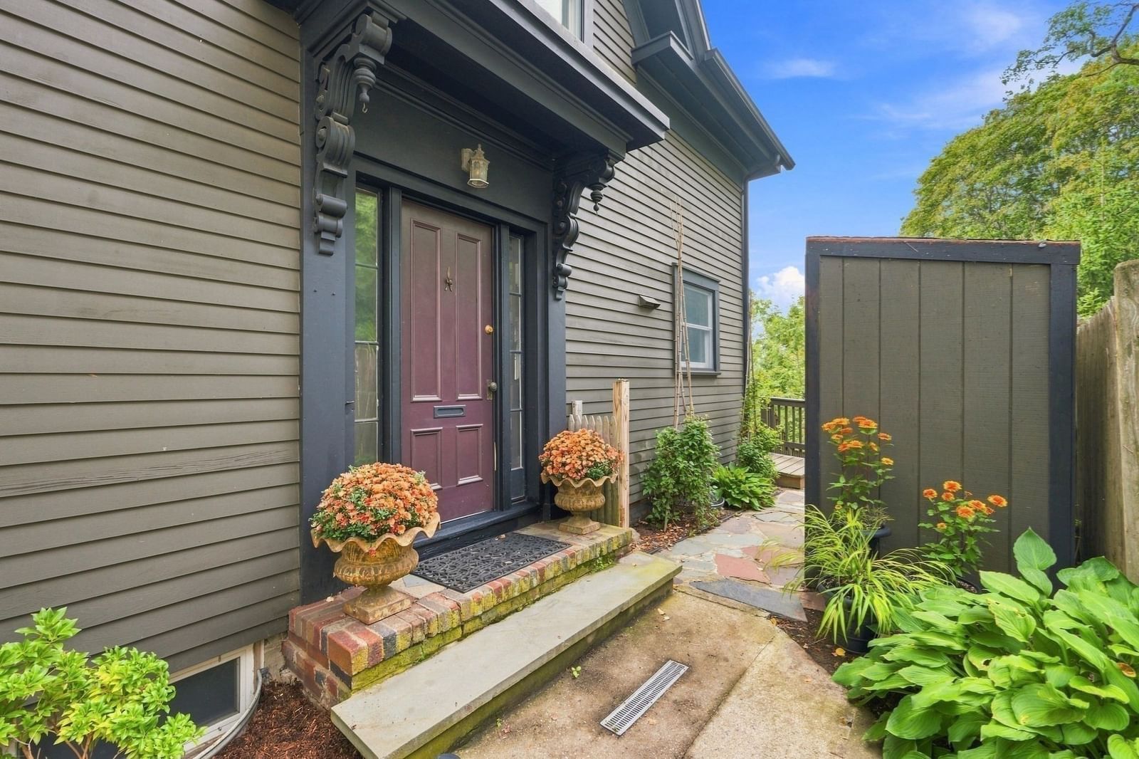 13 Phillips St Salem — Photo 4 of 41