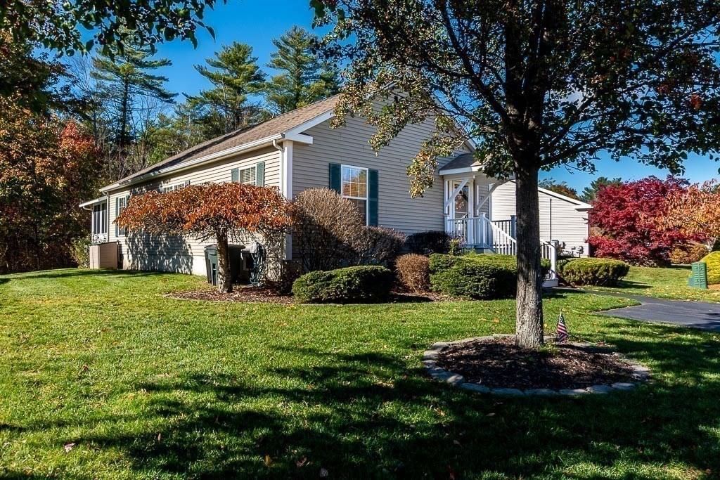 21 Hemlock Dr Bridgewater — Photo 2 of 11