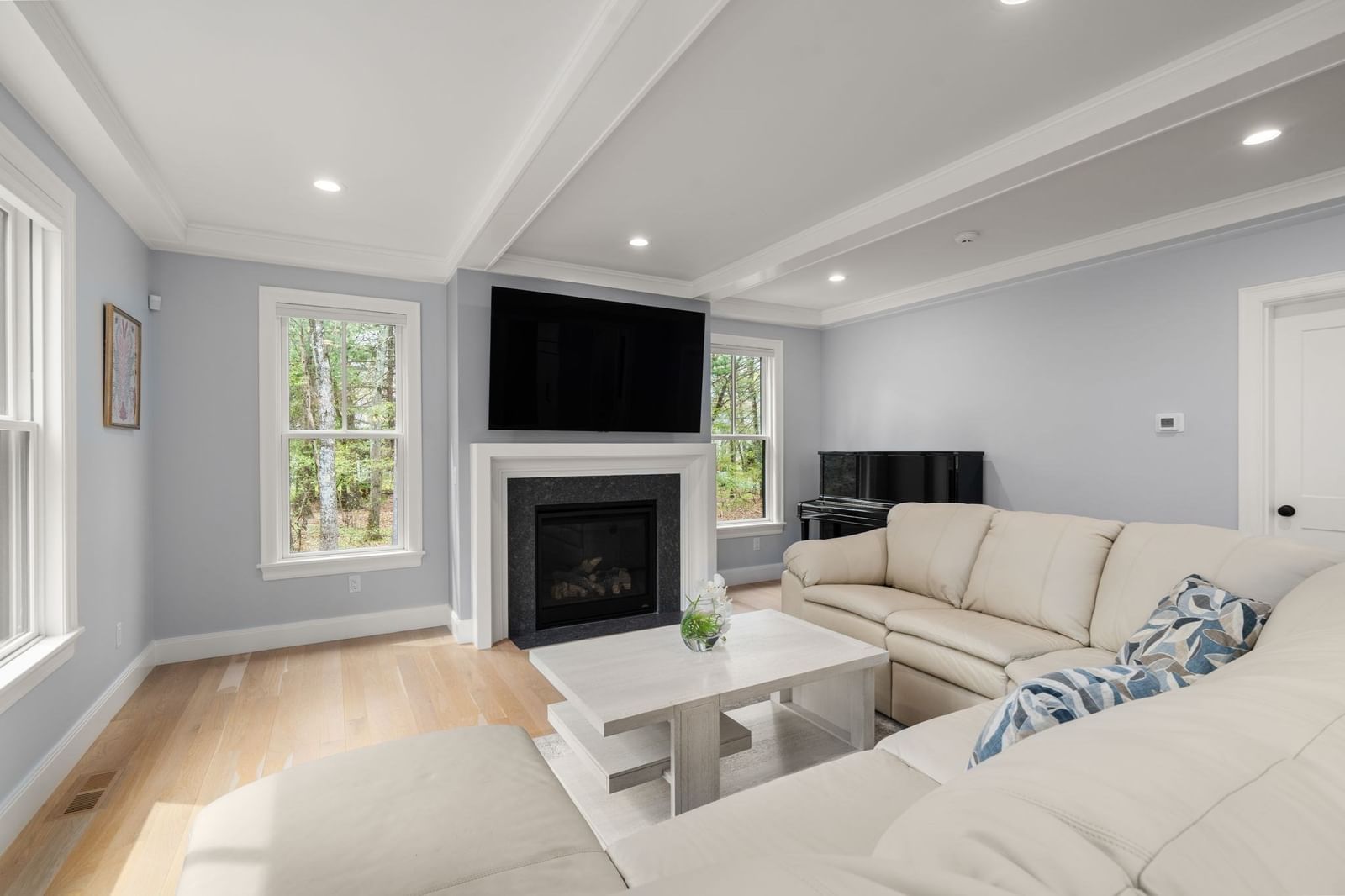 55 Oakdale Ave Weston — Photo 10 of 42