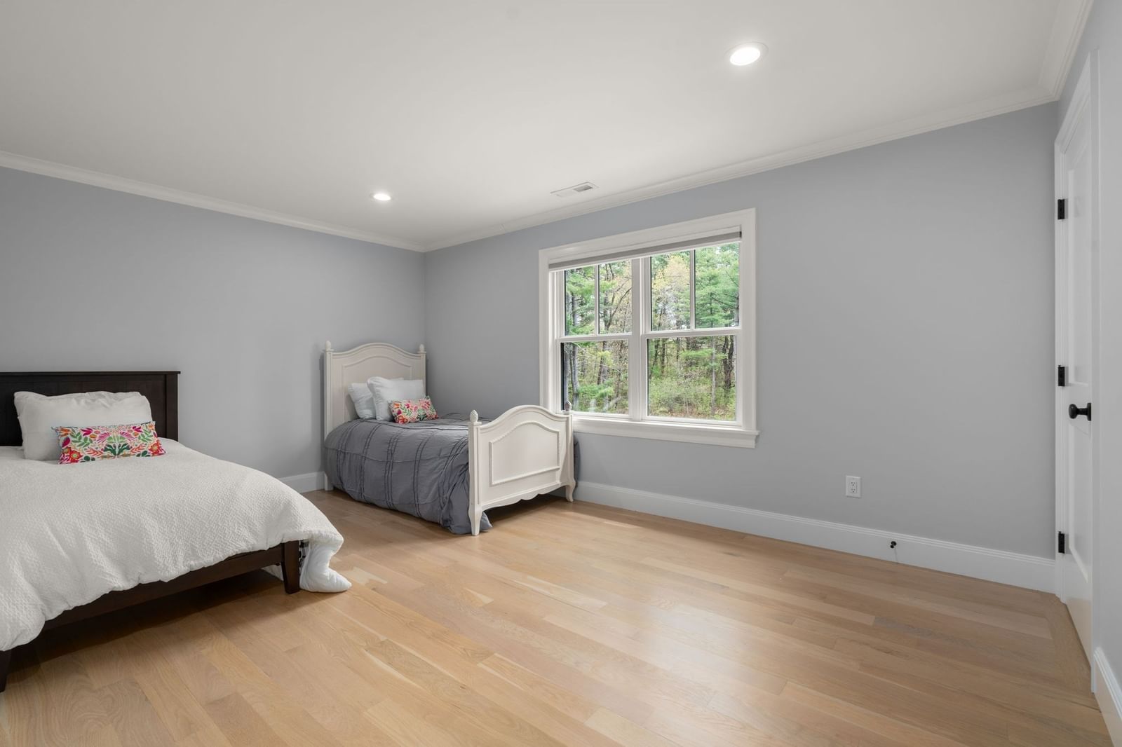 55 Oakdale Ave Weston — Photo 21 of 42