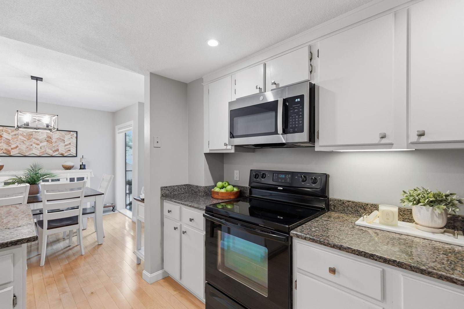 1100 Salem Street #32 Lynnfield — Photo 11 of 35