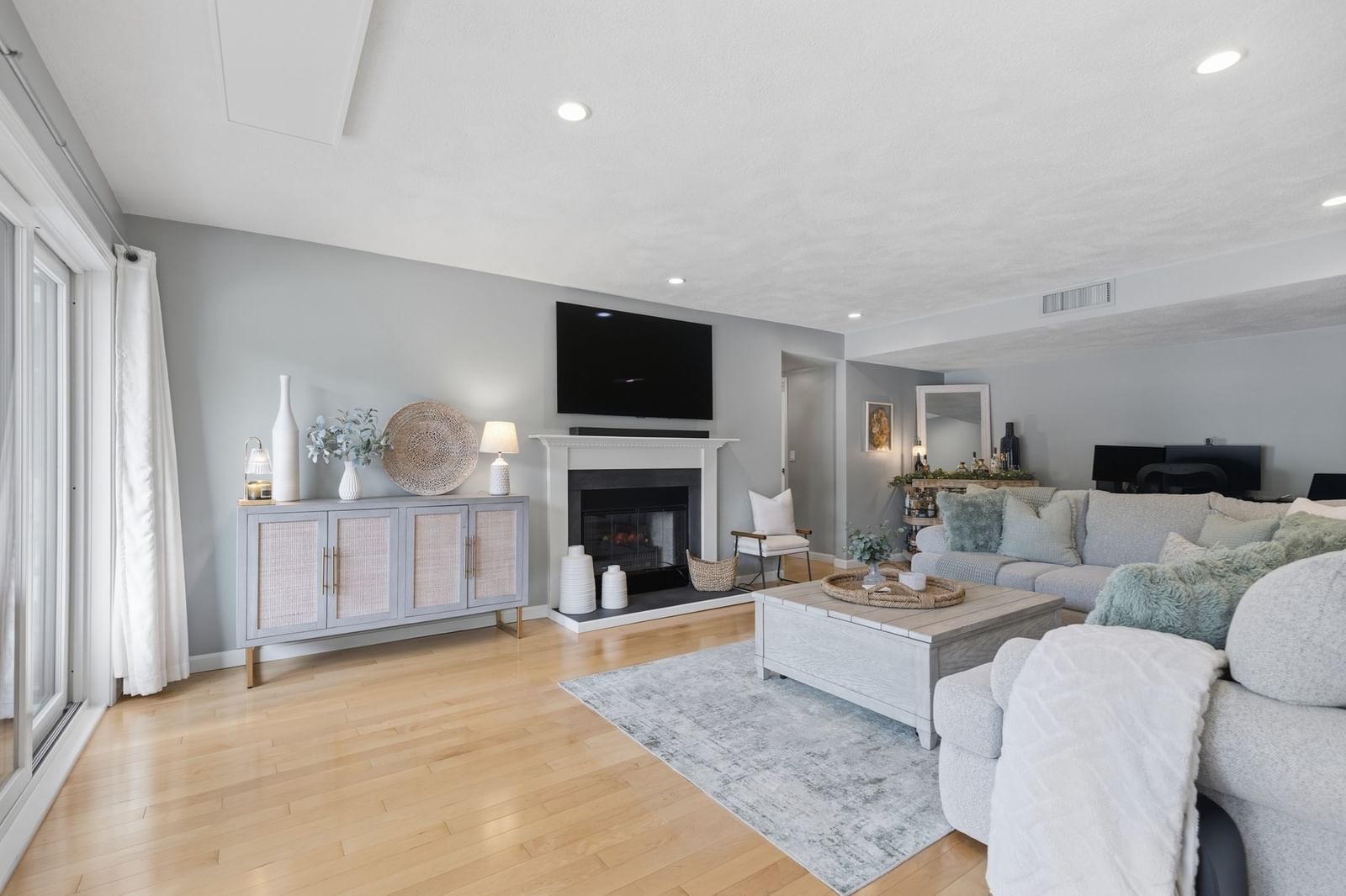 1100 Salem Street #32 Lynnfield — Photo 4 of 35