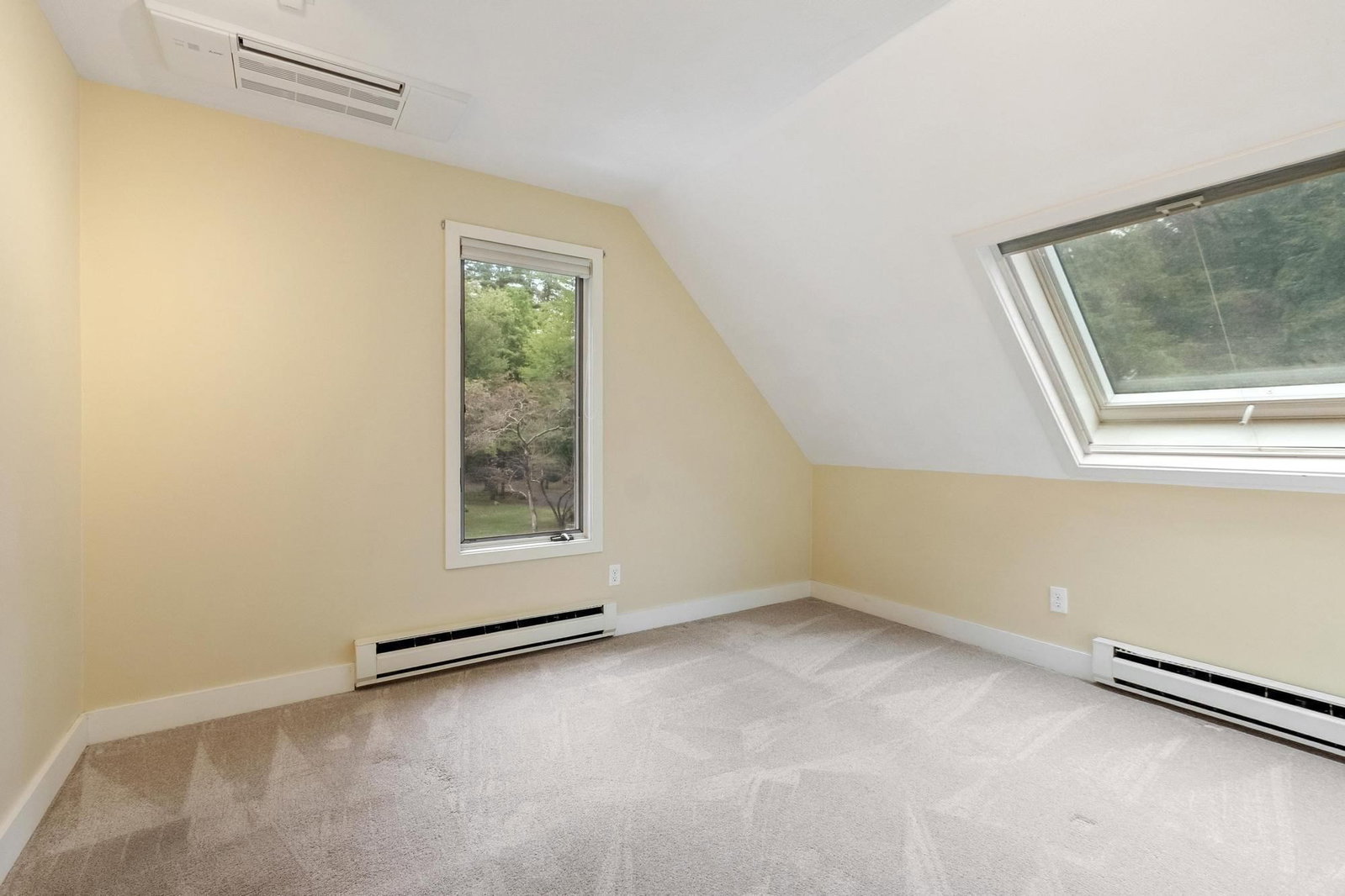 2 Sutton Pl Acton — Photo 32 of 42