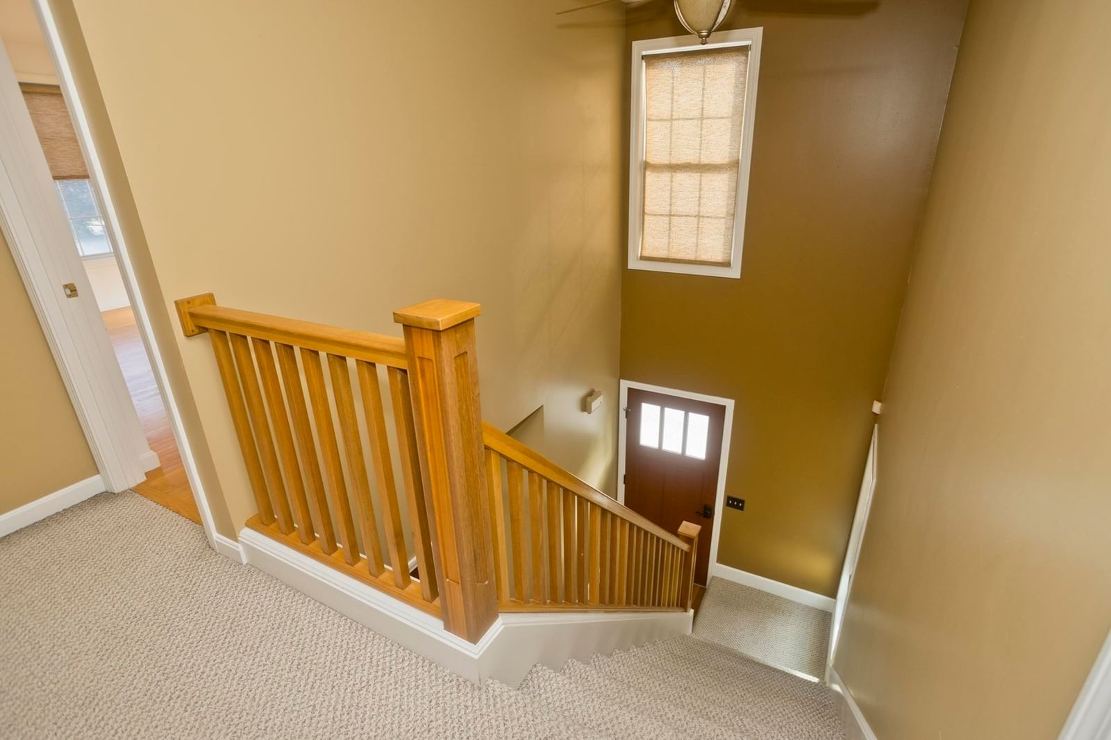 76 Somers Road East Longmeadow — Photo 14 of 41