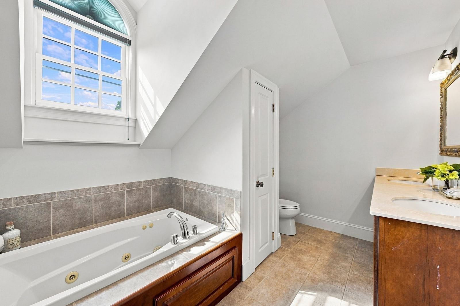 426 Main St #1 Waltham — Photo 26 of 34