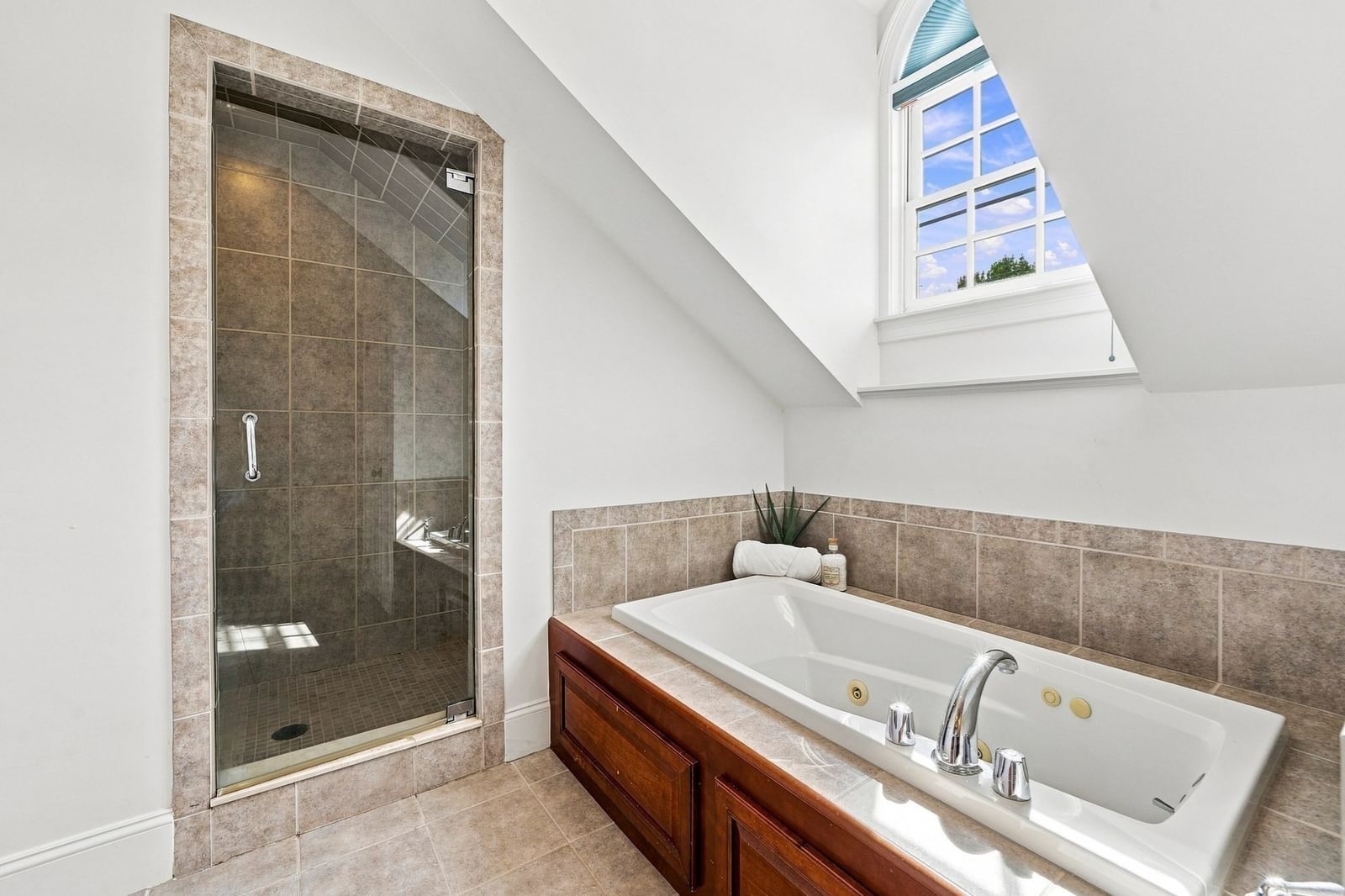 426 Main St #1 Waltham — Photo 27 of 34