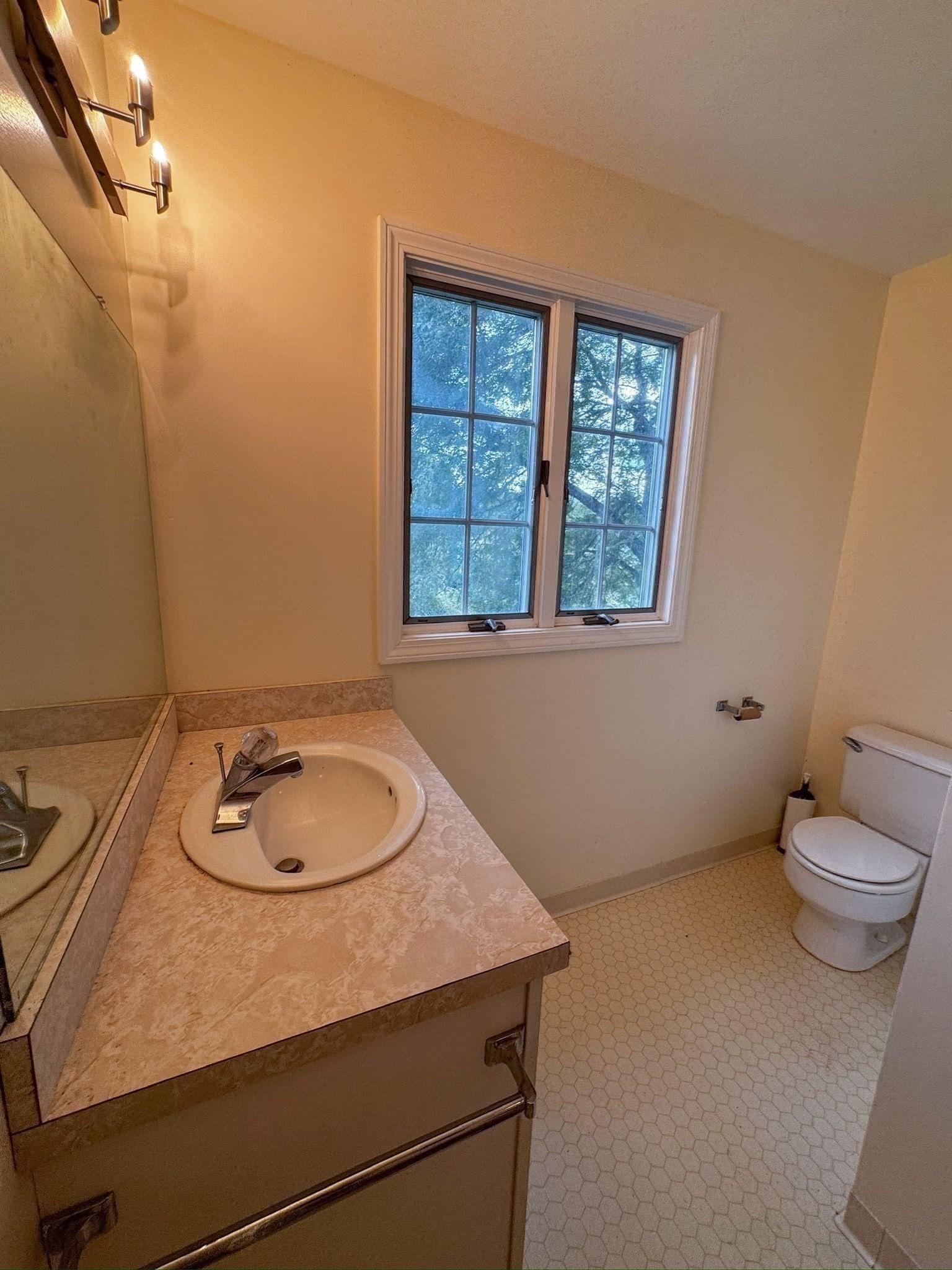 105-107 North Valley Rd Pelham — Photo 32 of 42