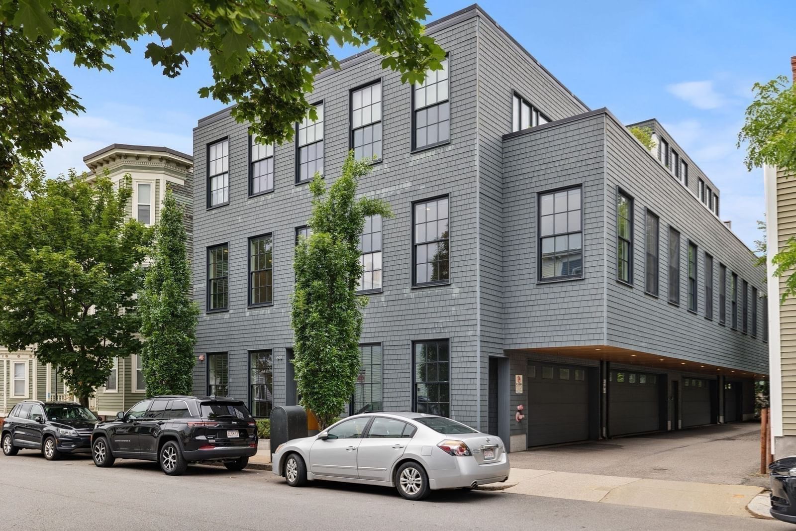 618 East 2nd St #Two Boston — Photo 22 of 23