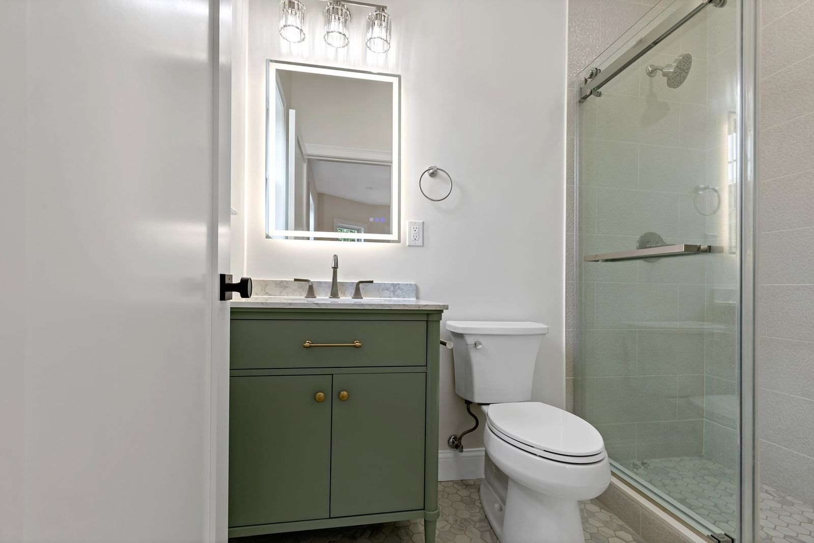 13 Langmaid Ave #2 Somerville — Photo 7 of 29