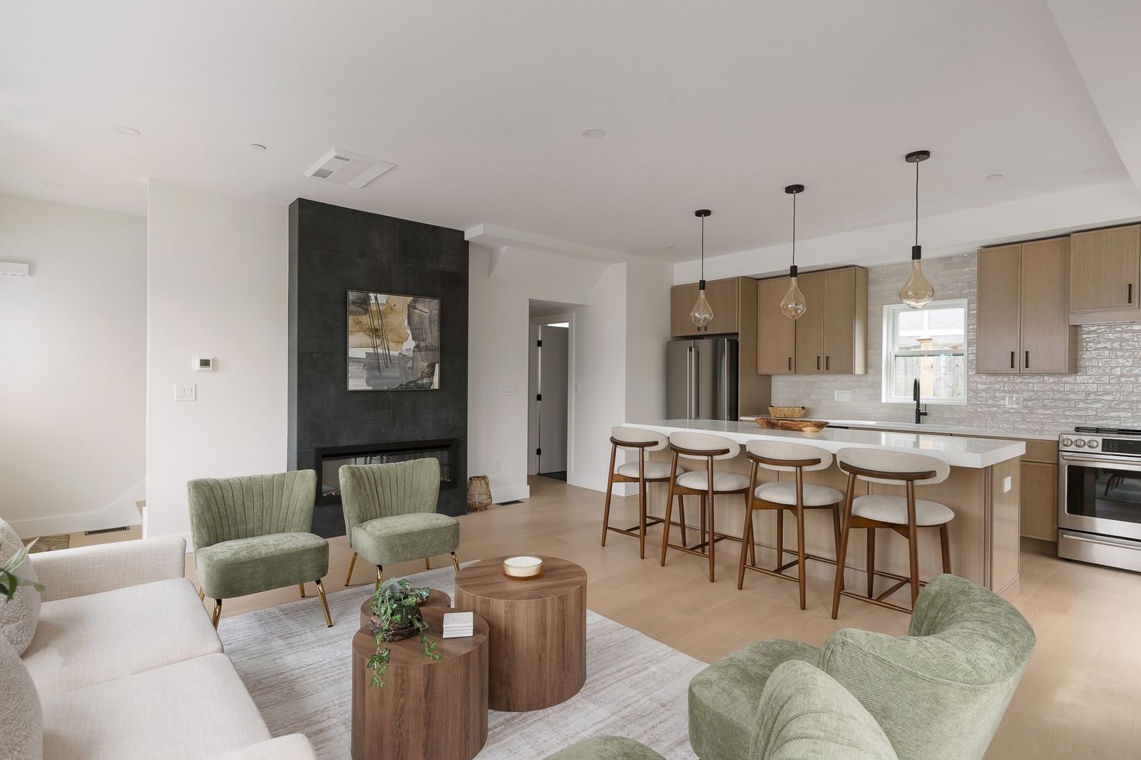60 Franklin St #3 Somerville — Photo 8 of 32