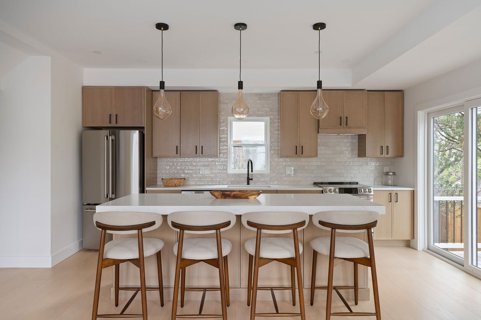 60 Franklin St #3 Somerville — Photo 9 of 32