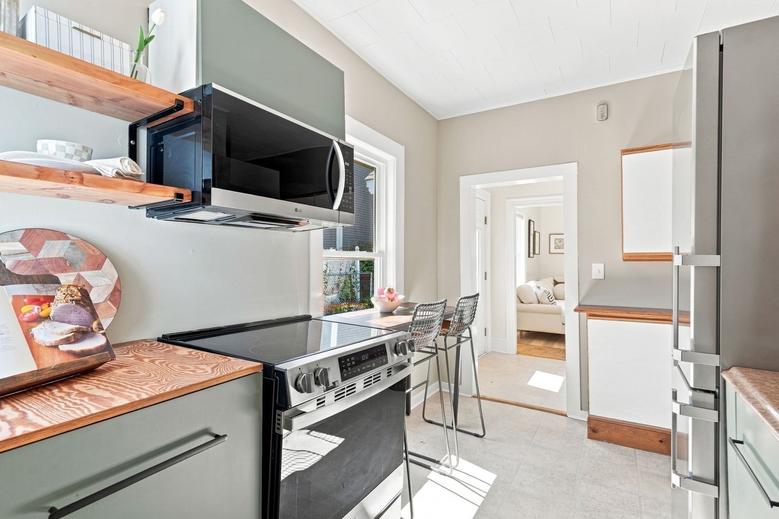 135 Tremont St Cambridge — Photo 4 of 19