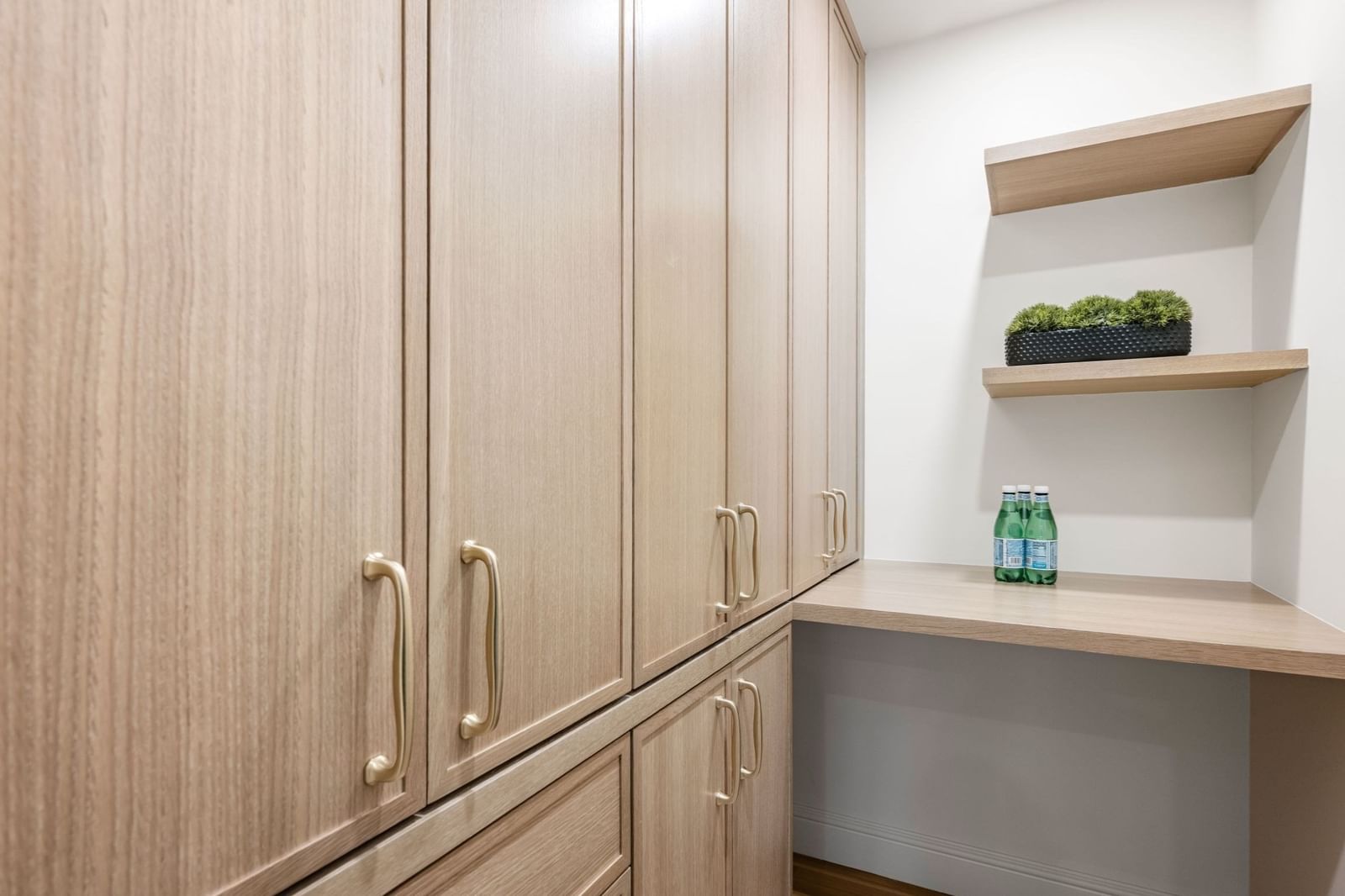 190 A Marlborough St #A Boston — Photo 8 of 24