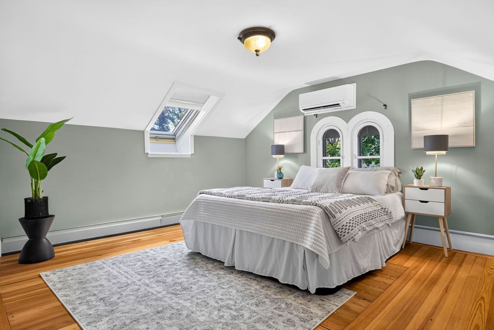 122 W Wyoming Ave #C Melrose — Photo 3 of 28