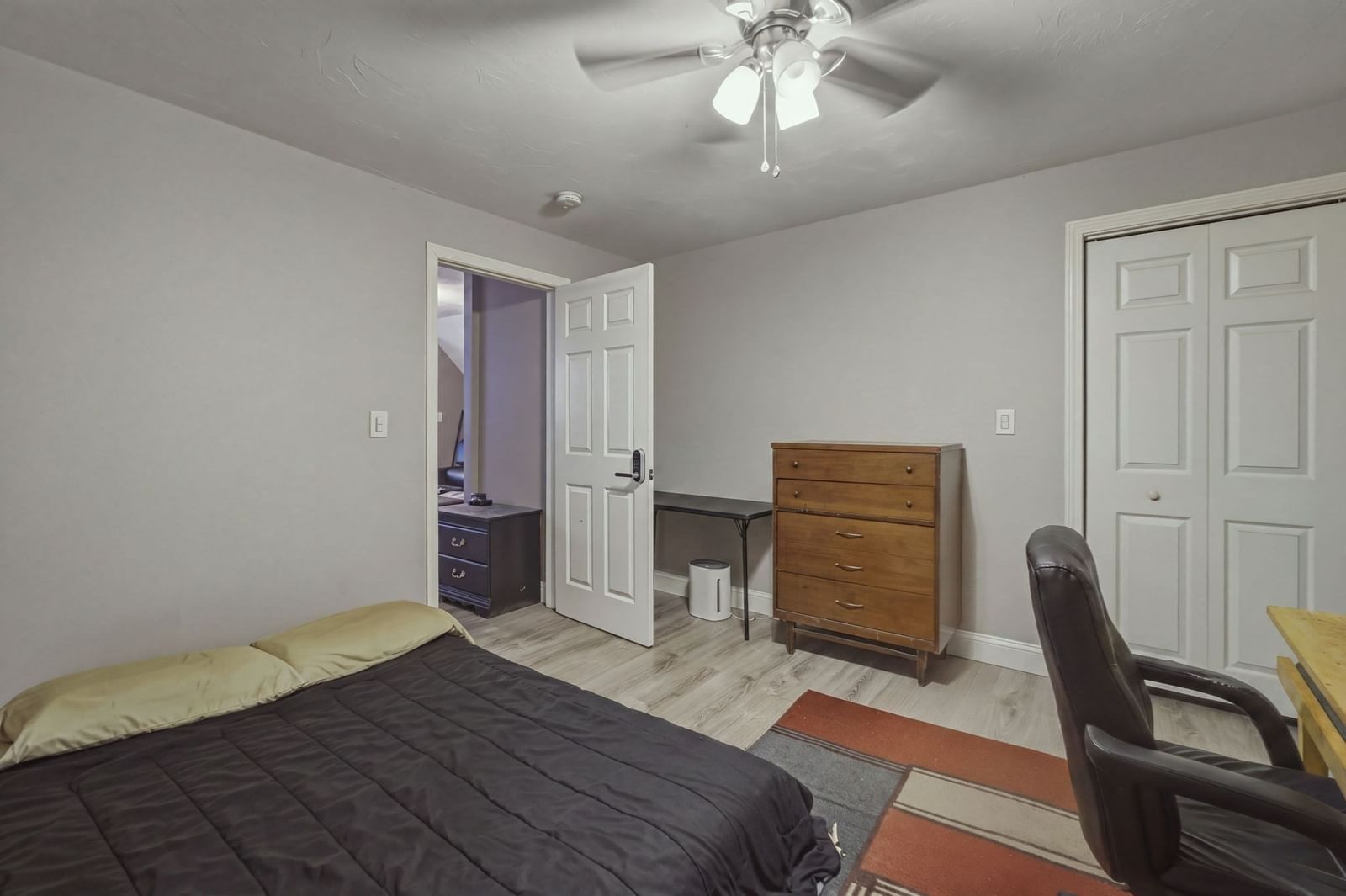 431 Broadway Lynn — Photo 26 of 37