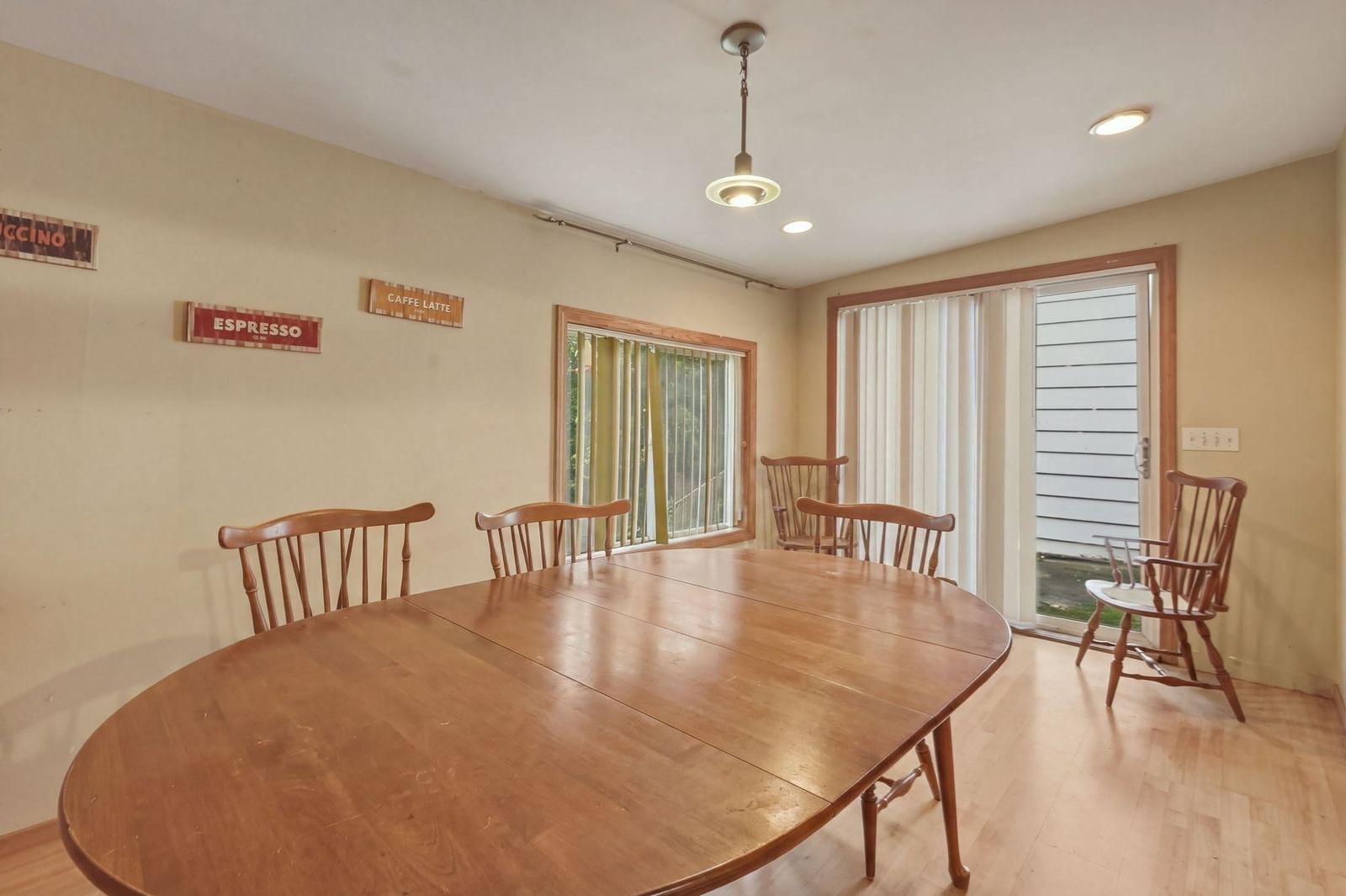 431 Broadway Lynn — Photo 9 of 37