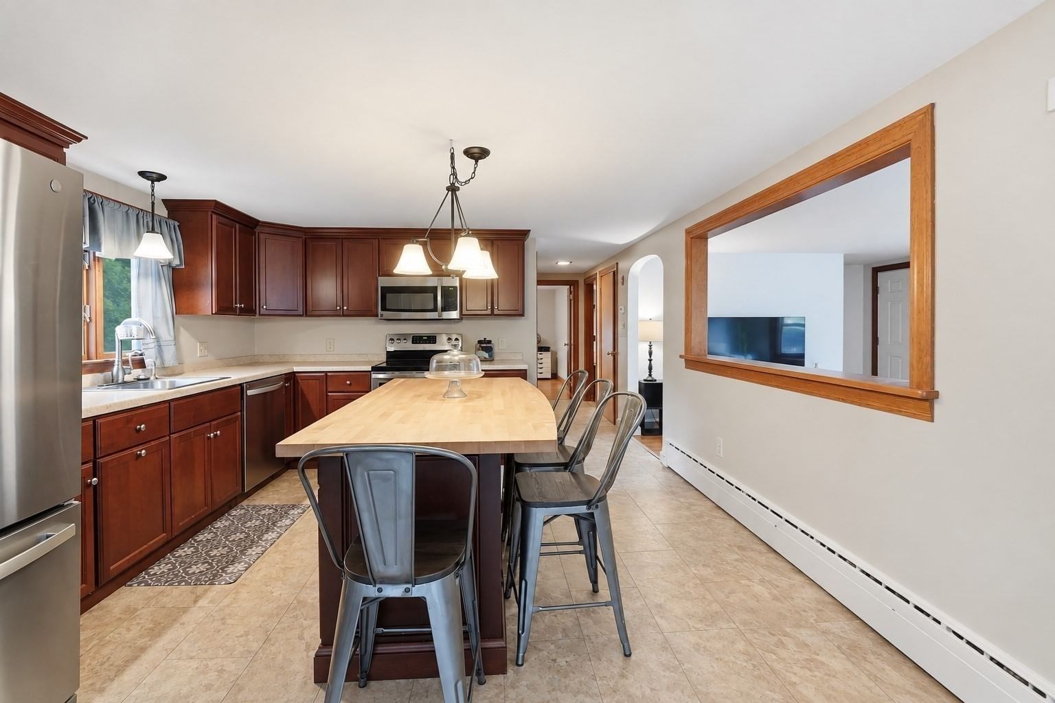 490 Union St Leominster — Photo 7 of 23