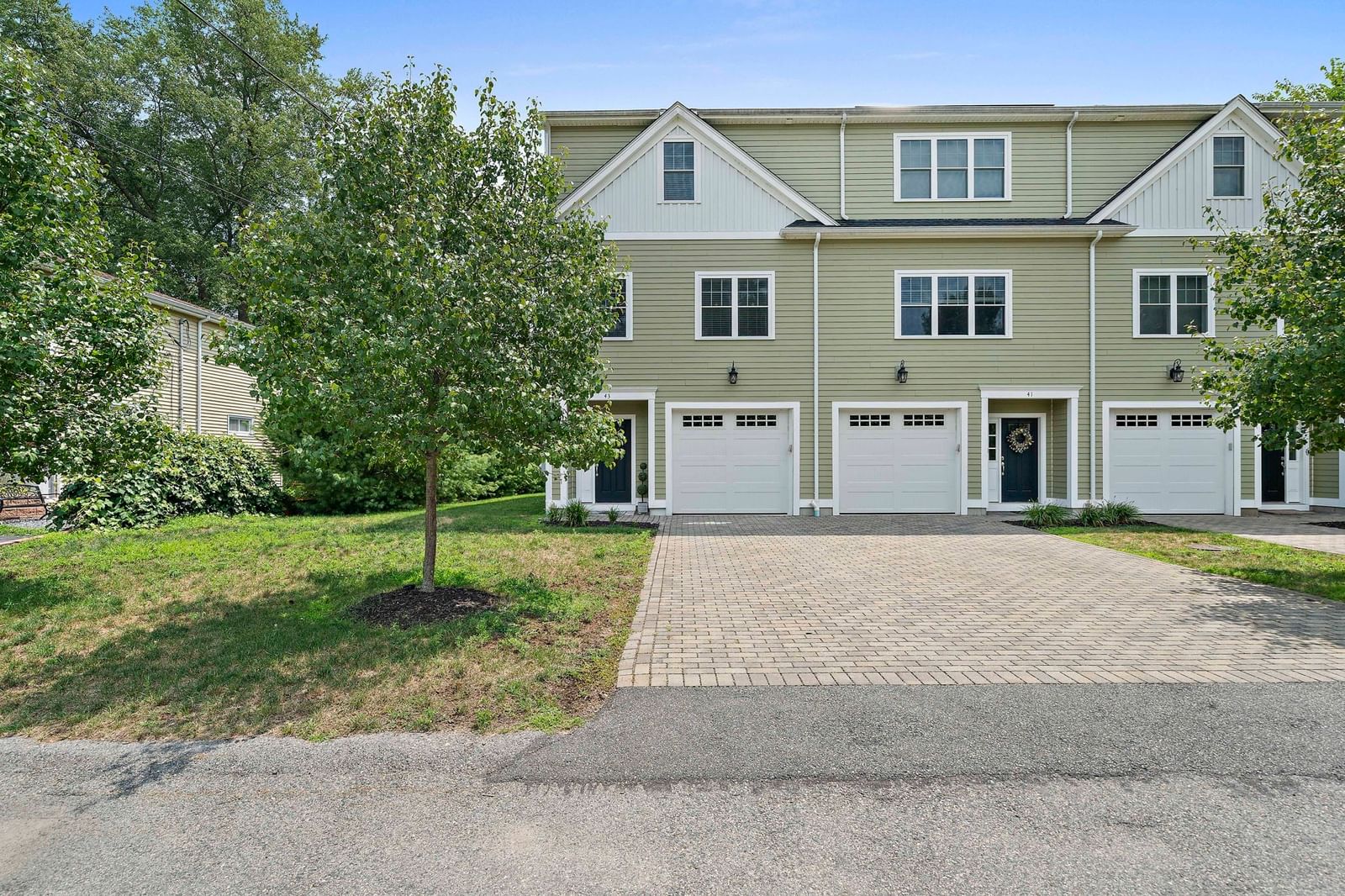 43 Plymouth St #43 Canton — Photo 1 of 22
