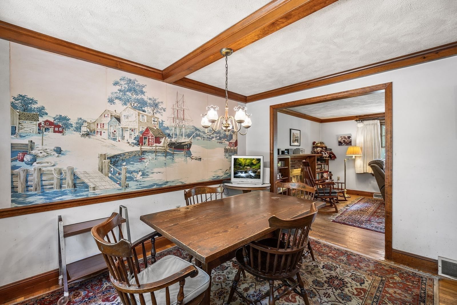 41 Academy Ave Weymouth — Photo 8 of 20