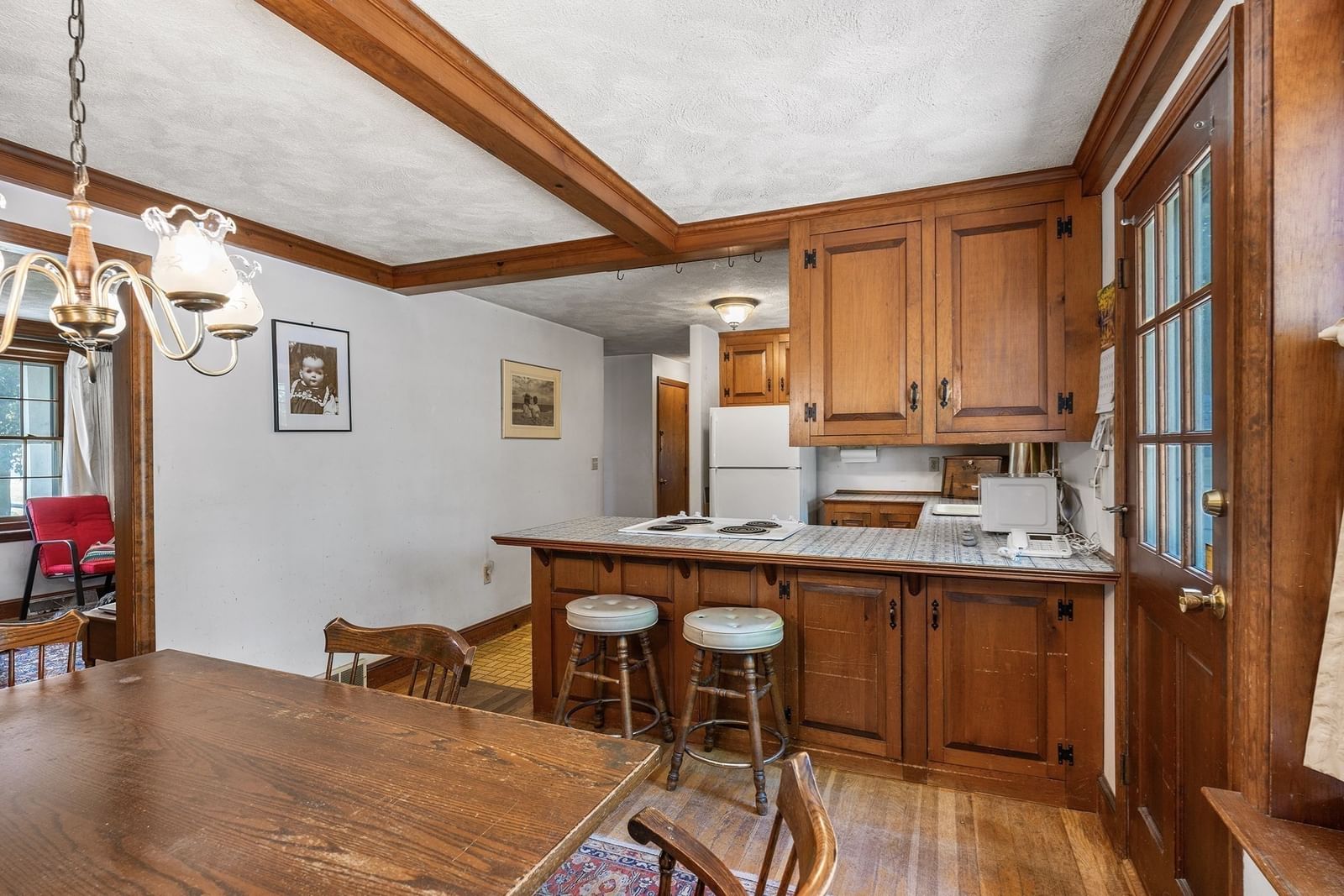 41 Academy Ave Weymouth — Photo 9 of 20