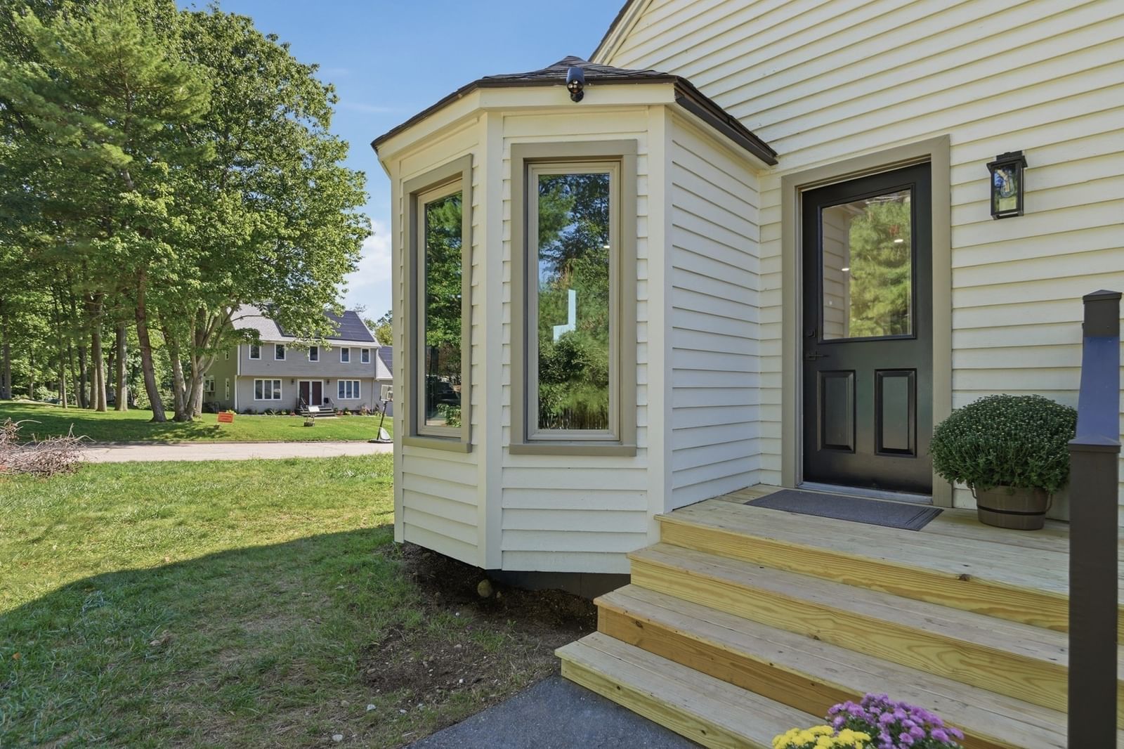 27 Robert Rd Stoughton — Photo 26 of 28