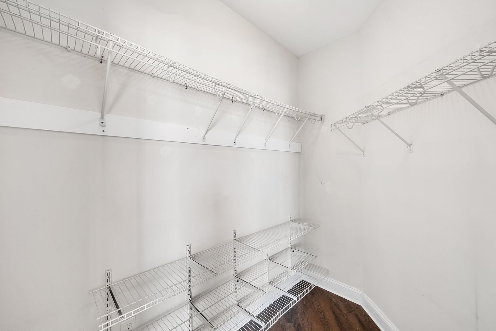 69 Foundry St #310 Wakefield — Photo 17 of 28