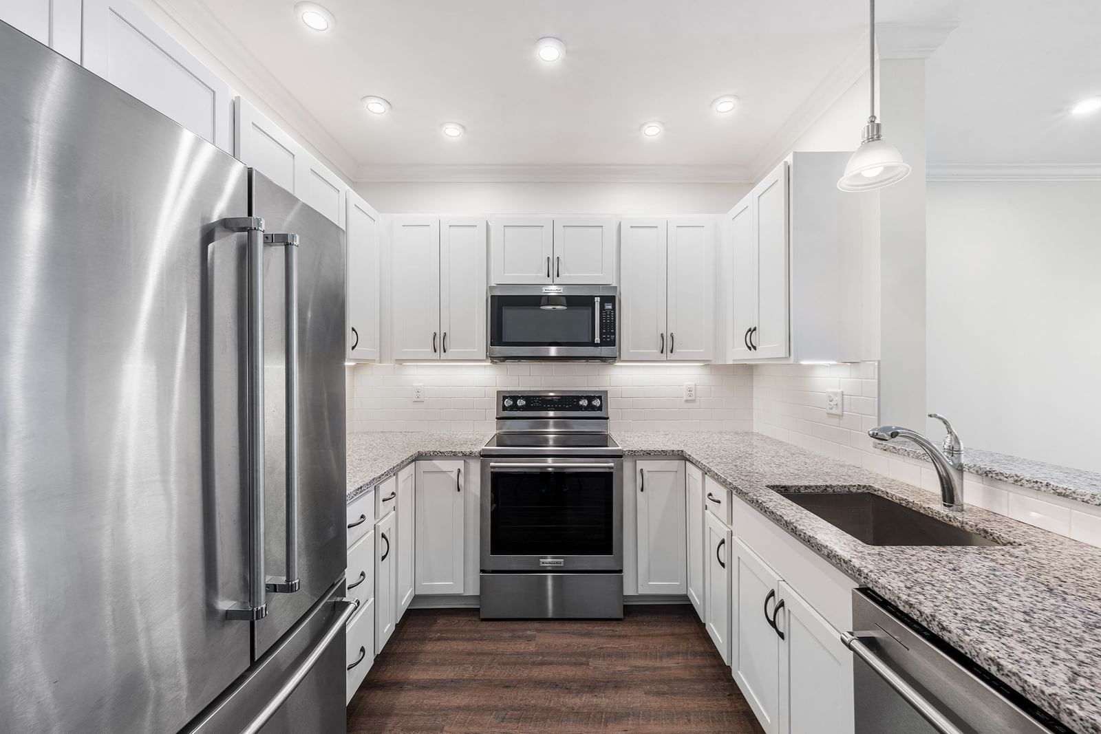 69 Foundry St #310 Wakefield — Photo 2 of 28
