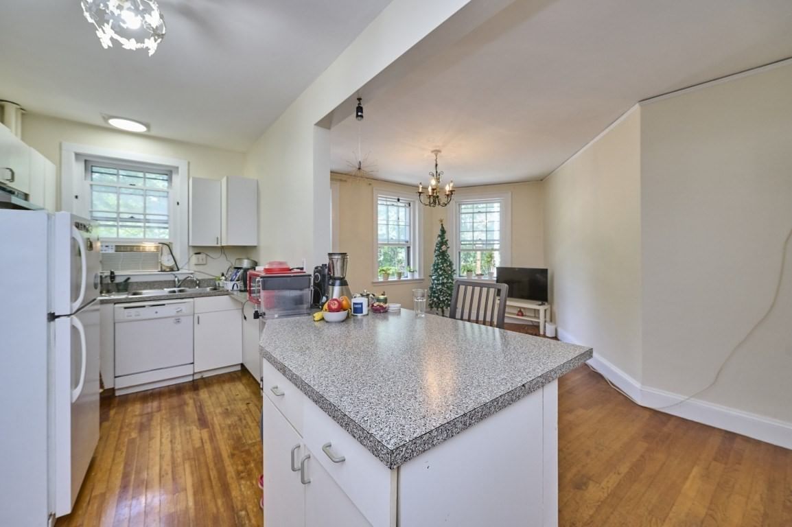 86 Buckingham St #32 Cambridge — Photo 6 of 22