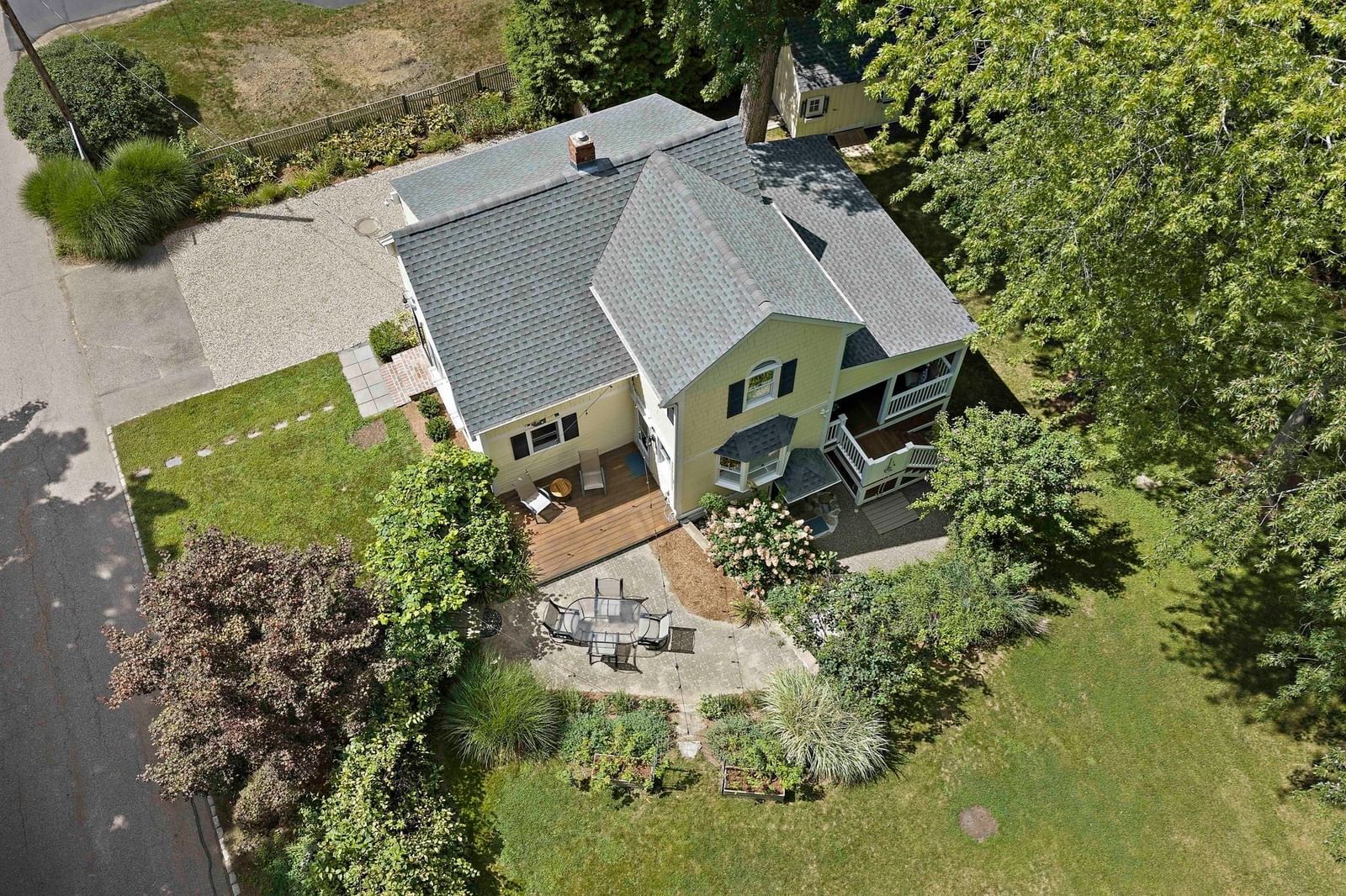 Property at 16 Oakland Ave, Hanover, MA 02339