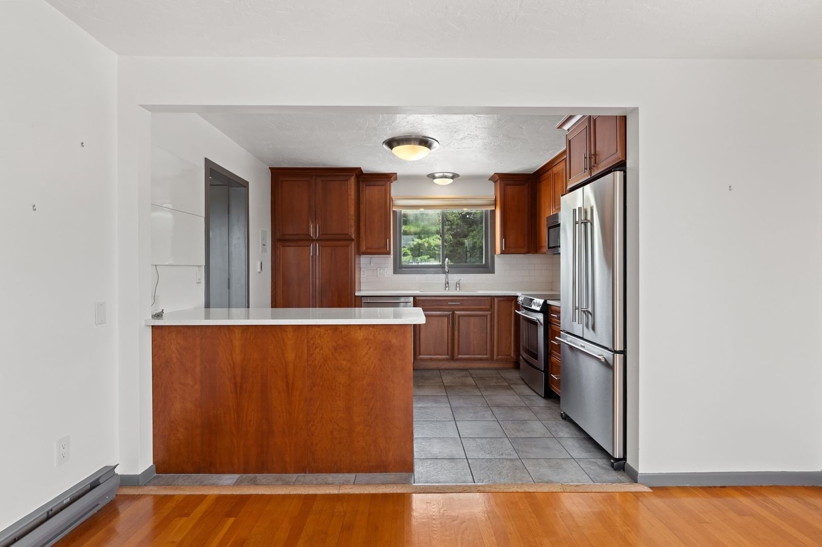 20 Hamilton Rd #401 Arlington — Photo 14 of 38