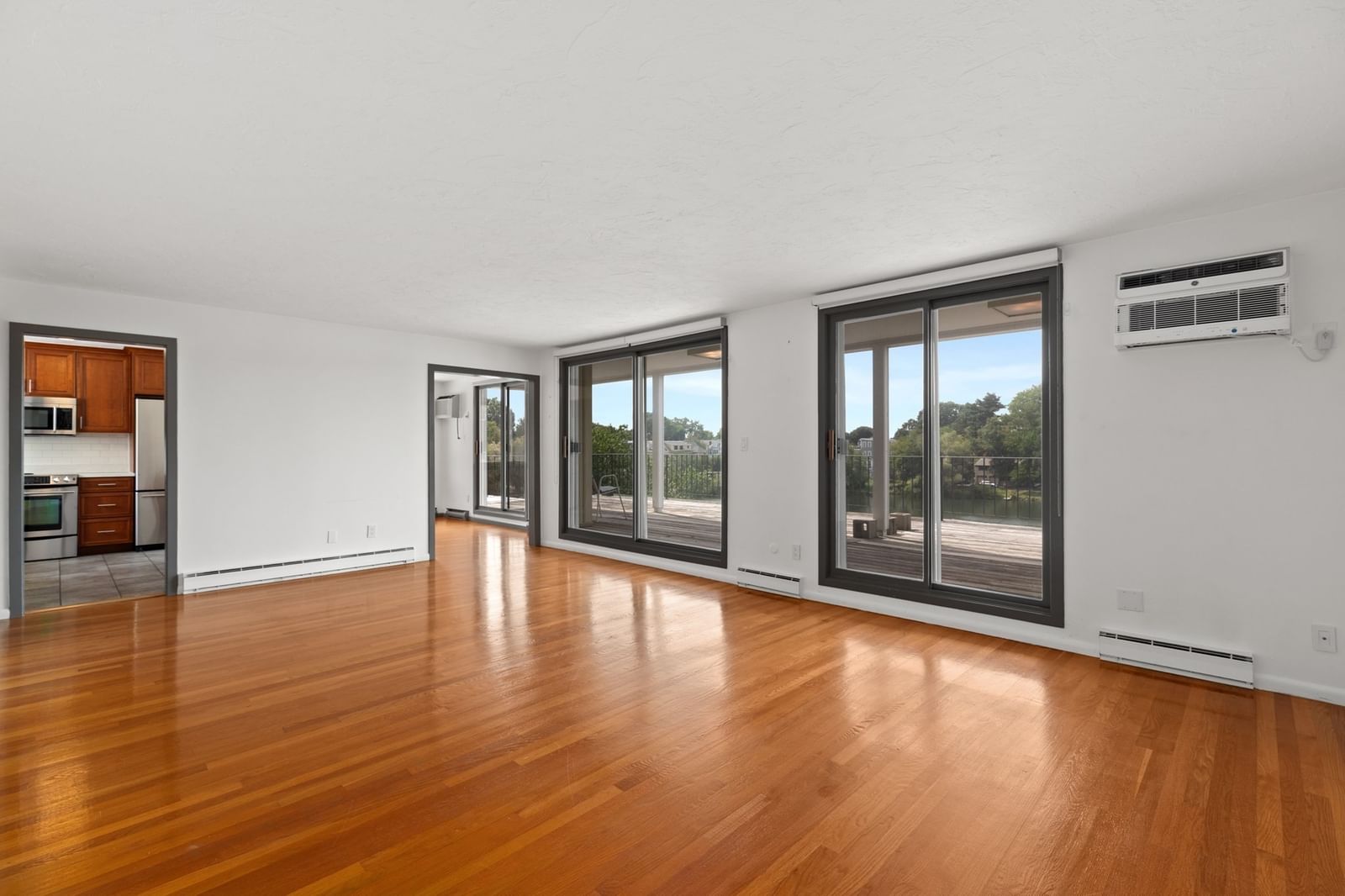 20 Hamilton Rd #401 Arlington — Photo 4 of 38