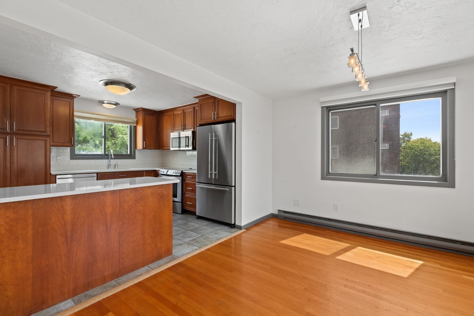 20 Hamilton Rd #401 Arlington — Photo 8 of 38