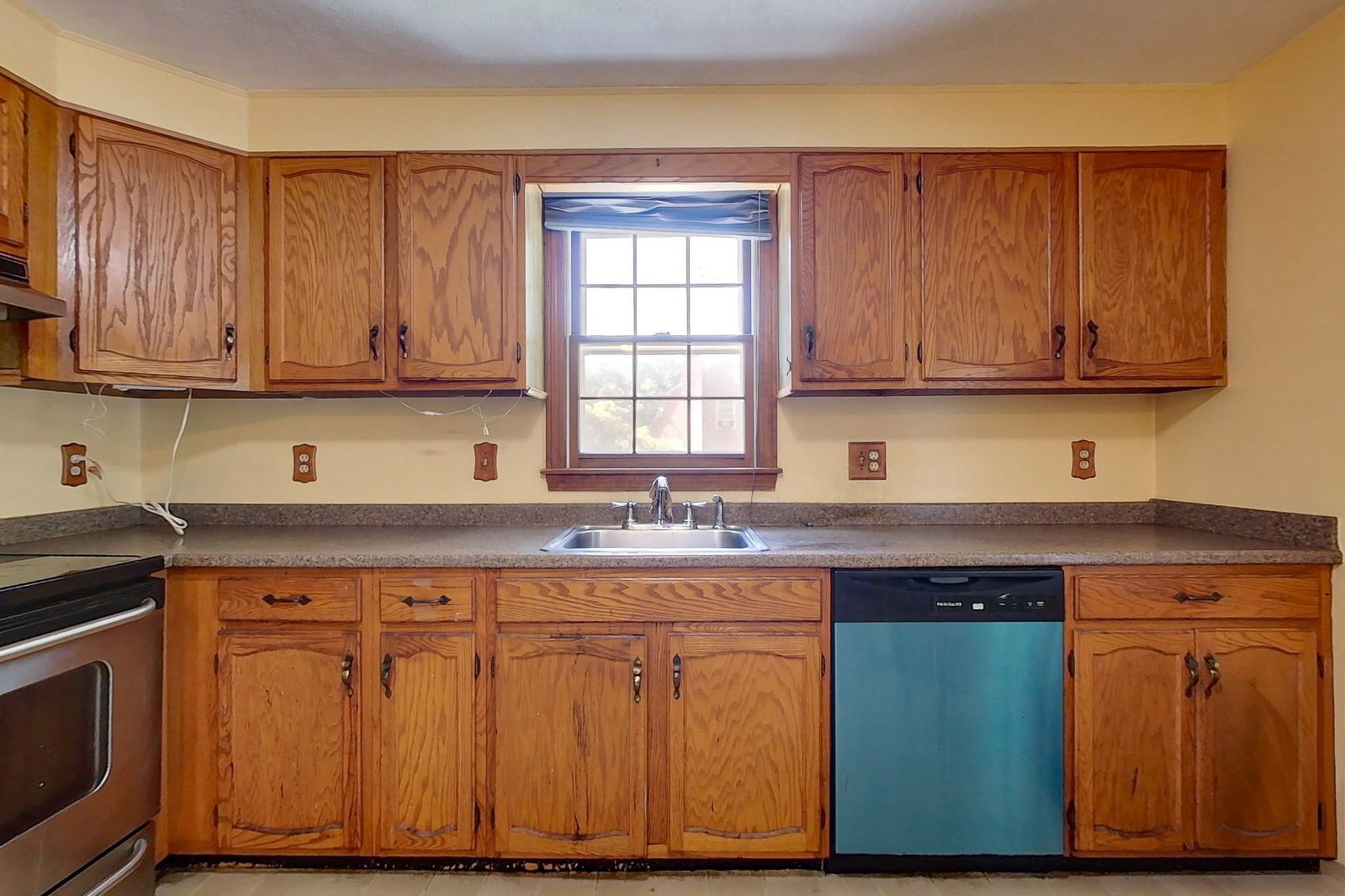 87 Squannacook Rd Shirley — Photo 3 of 27